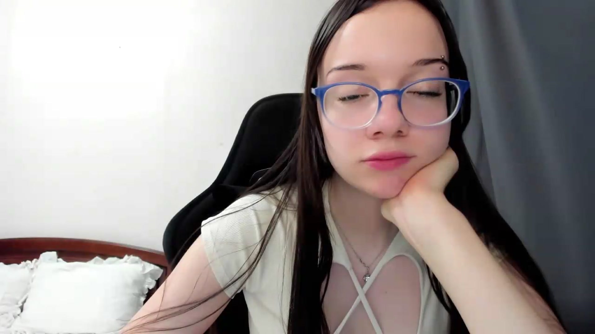 Gallery image thumbnail from Baby_Melania's myfreecams stream on, 07/19/2026, 22:18 image 20 of 20