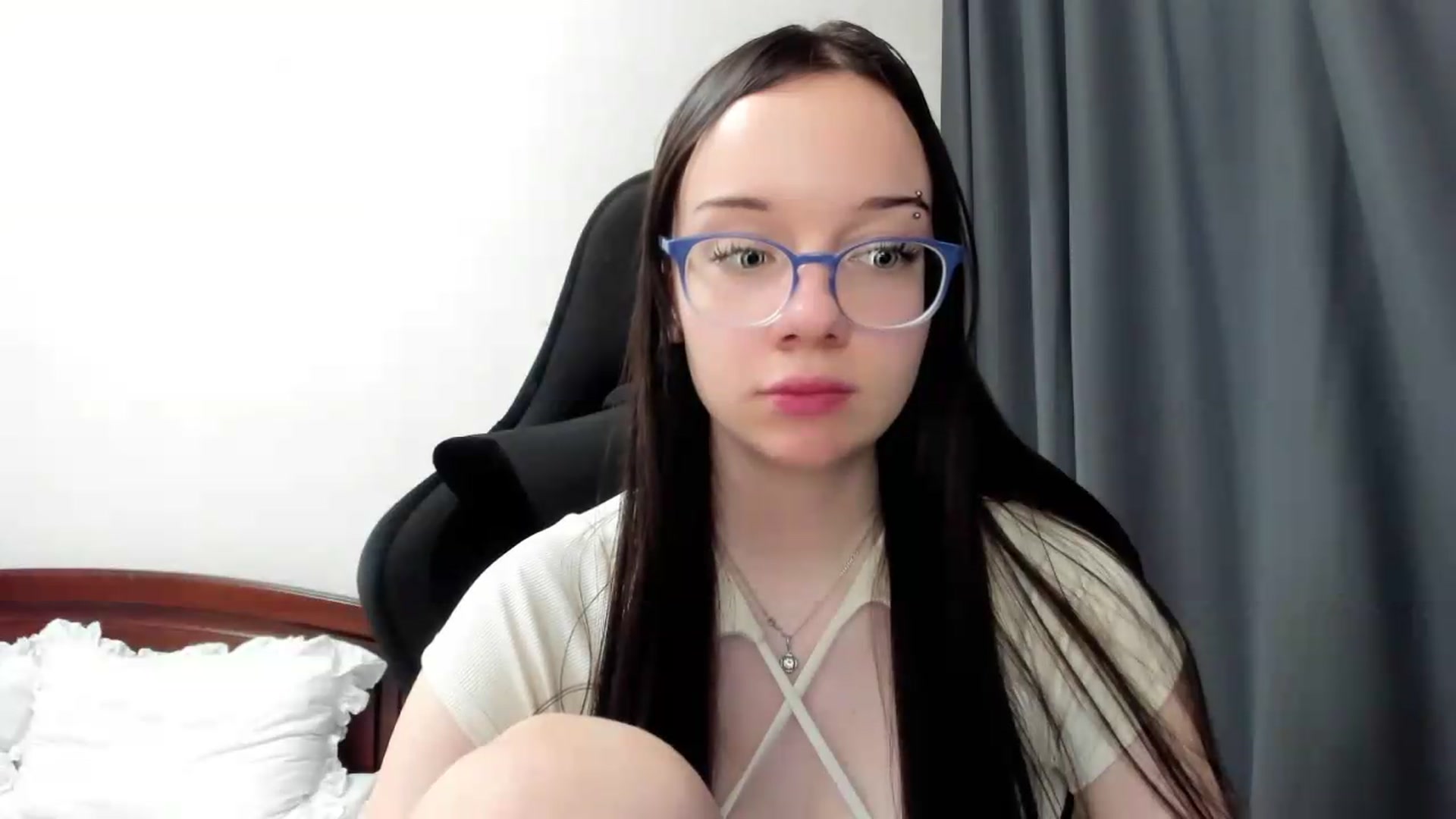 Gallery image thumbnail from Baby_Melania's myfreecams stream on, 07/20/2026, 24:07 image 2 of 20