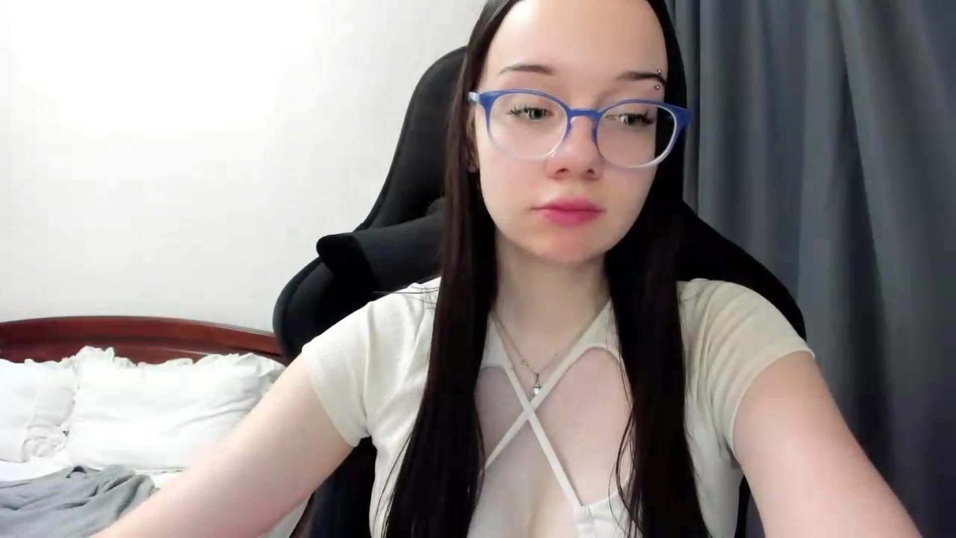 Gallery image thumbnail from Baby_Melania's myfreecams stream on, 07/20/2026, 24:07 image 16 of 20