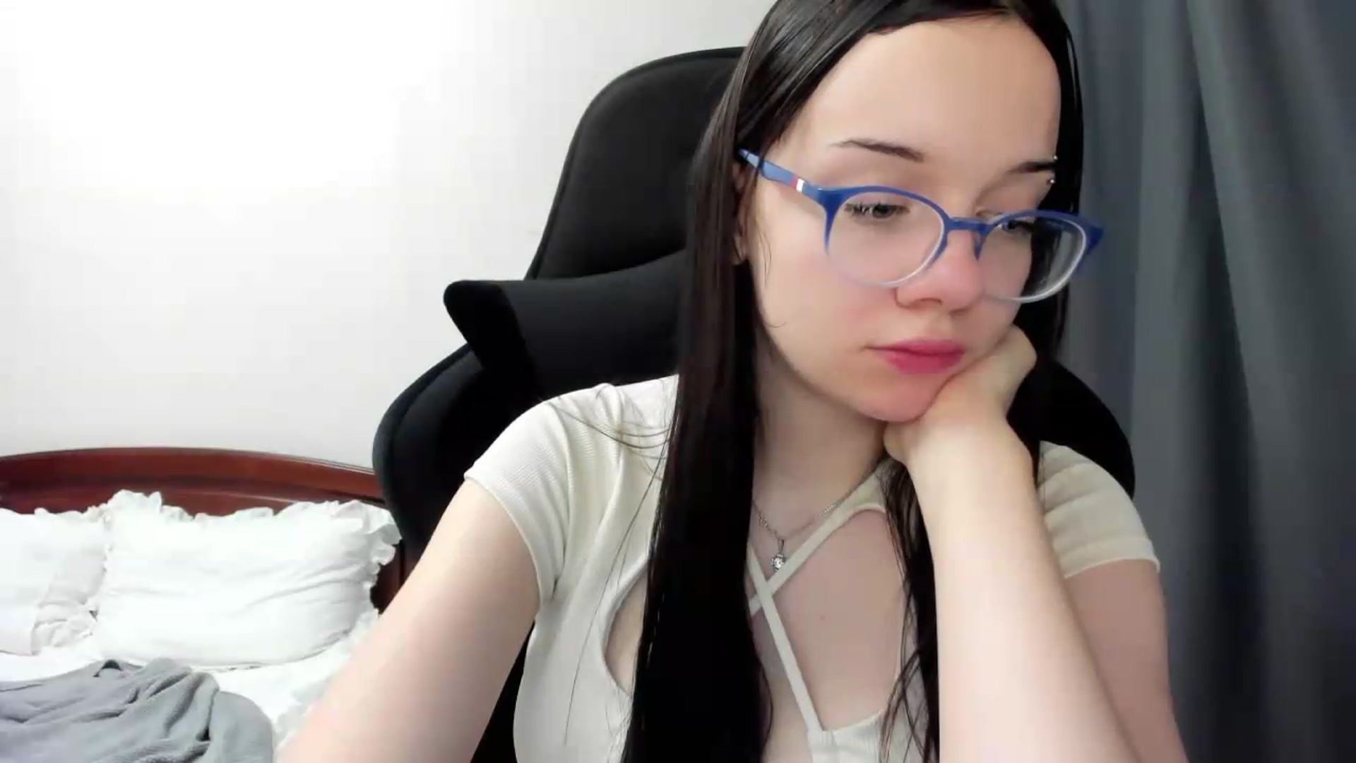 Gallery image thumbnail from Baby_Melania's myfreecams stream on, 07/20/2026, 24:07 image 20 of 20