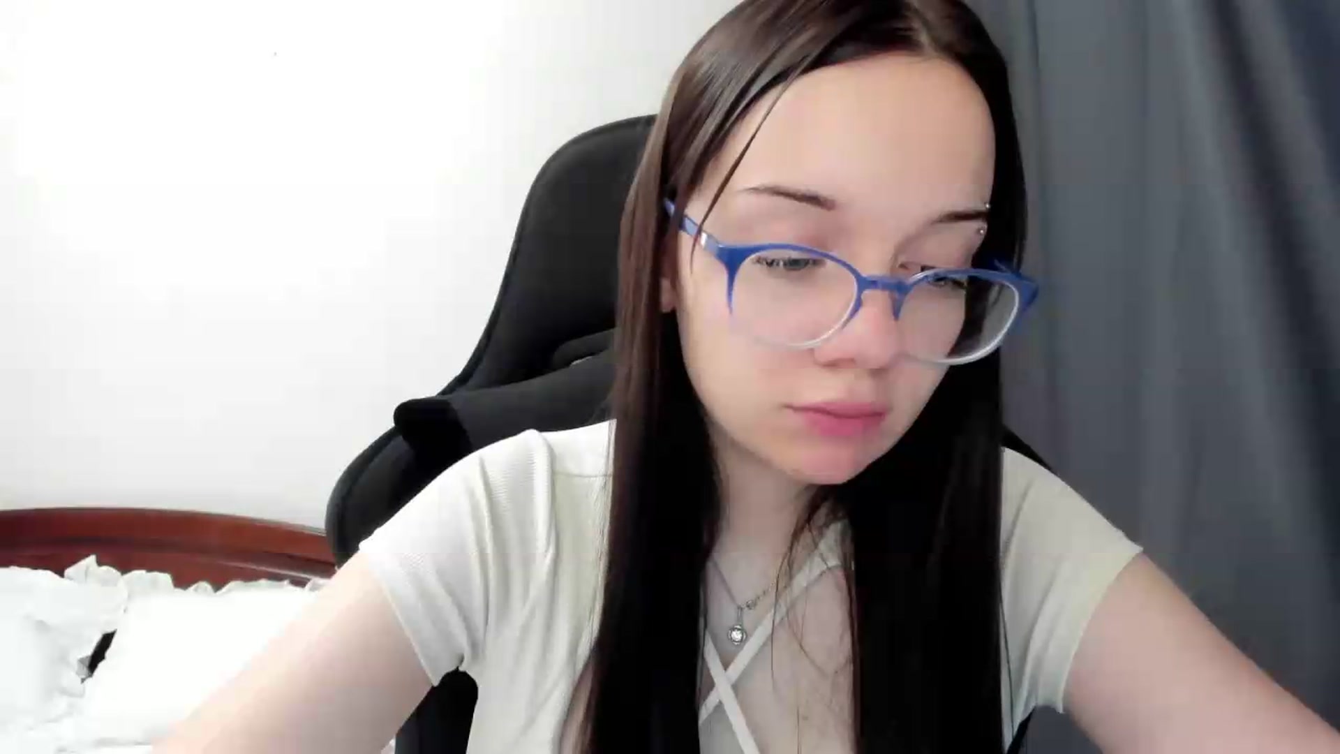 Gallery image thumbnail from Baby_Melania's myfreecams stream on, 07/21/2026, 02:53 image 18 of 20