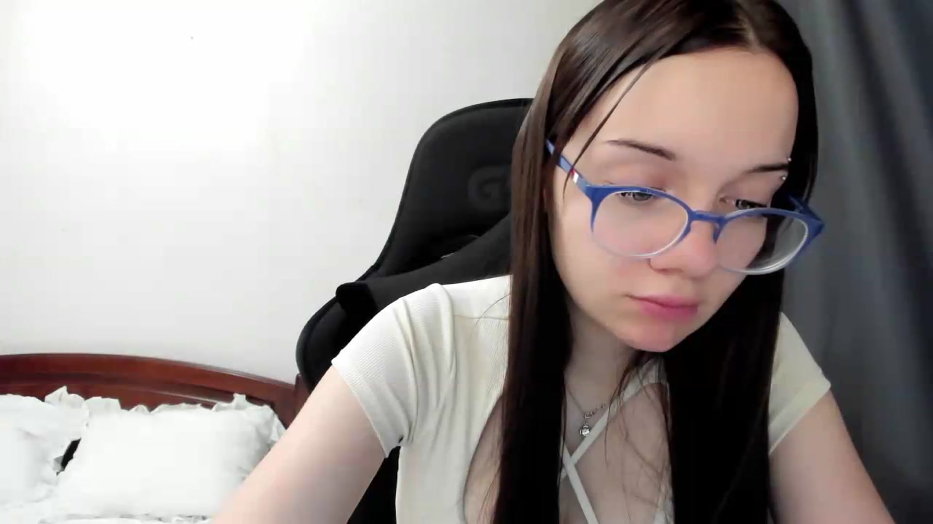 Gallery image thumbnail from Baby_Melania's myfreecams stream on, 07/21/2026, 02:53 image 17 of 20