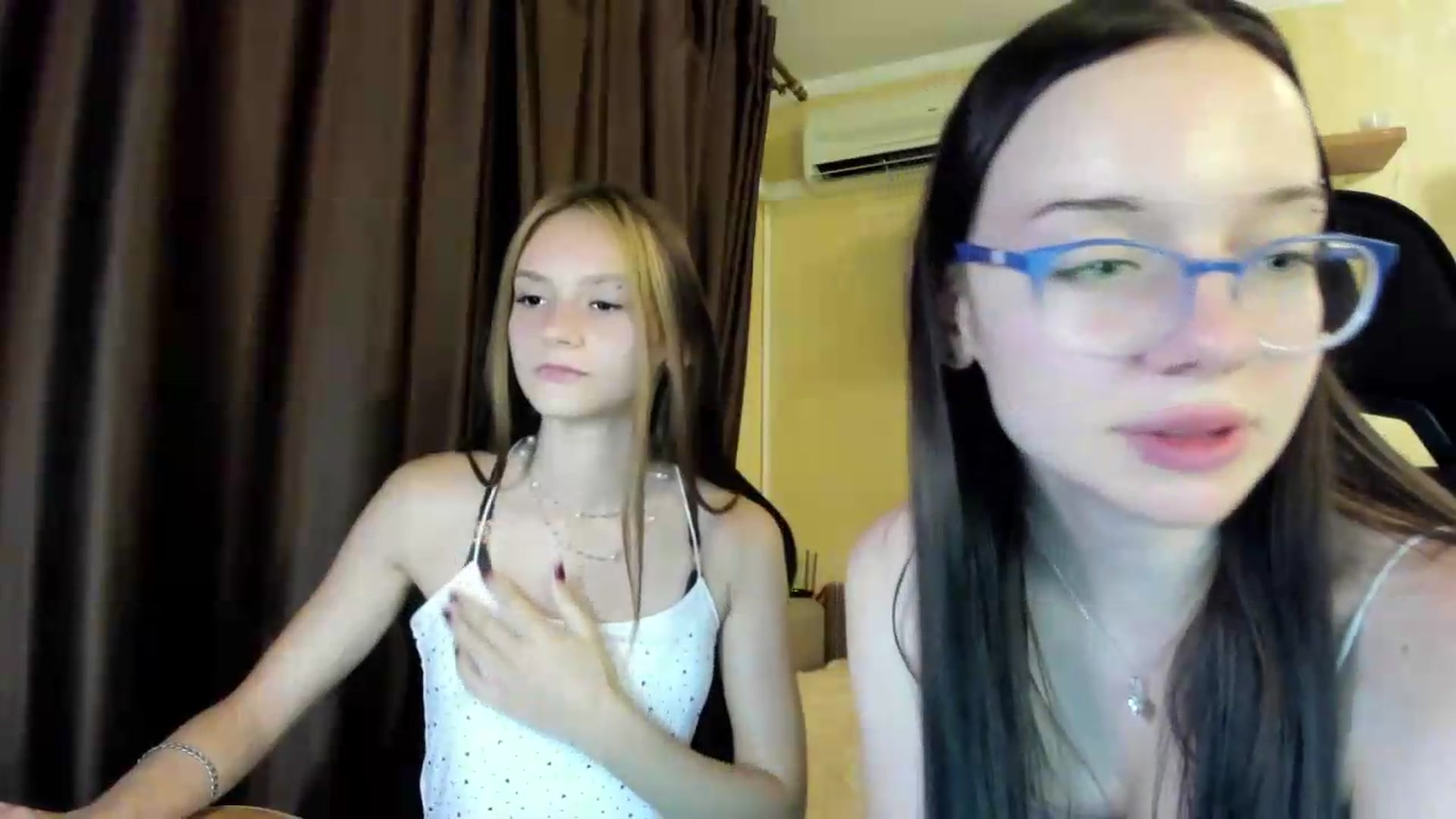 Gallery image thumbnail from Baby_Melania's myfreecams stream on, 08/02/2026, 21:41 image 12 of 20