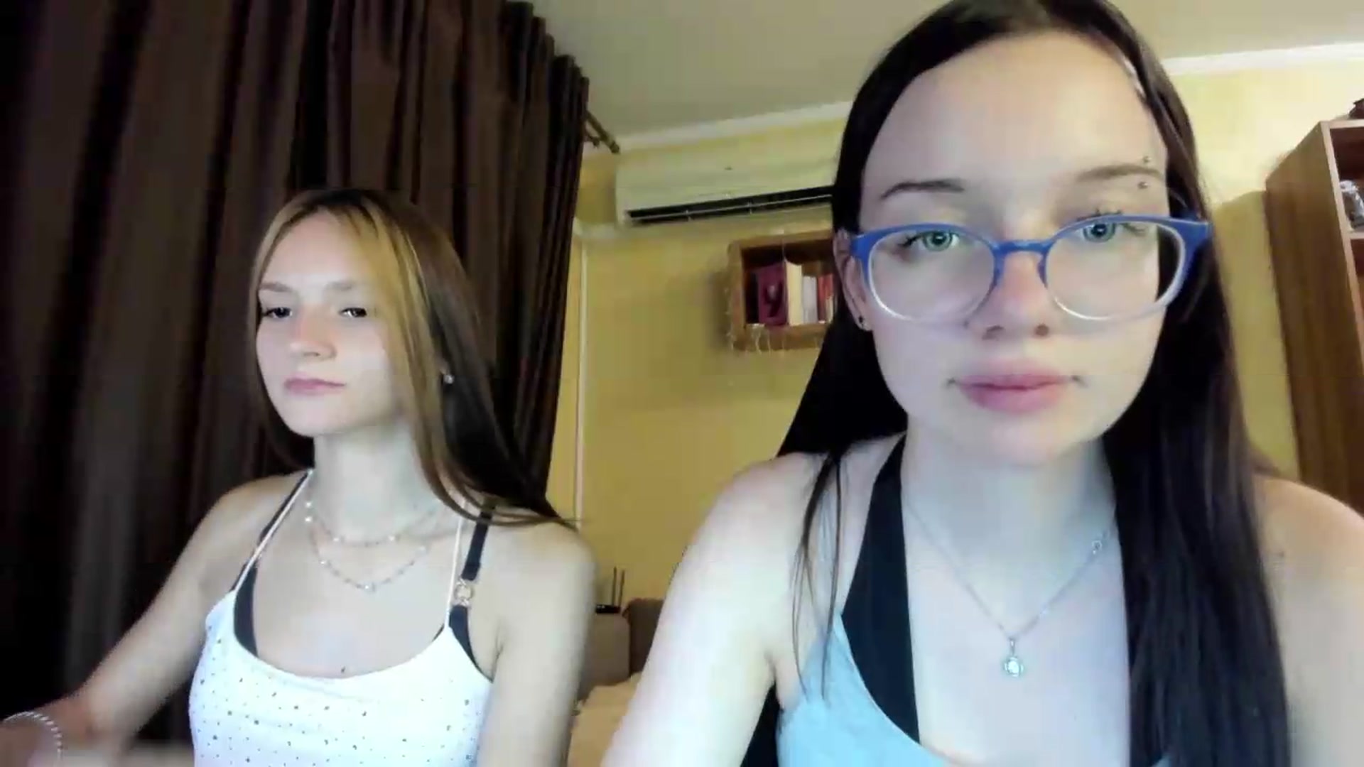 Gallery image thumbnail from Baby_Melania's myfreecams stream on, 08/02/2026, 21:41 image 14 of 20
