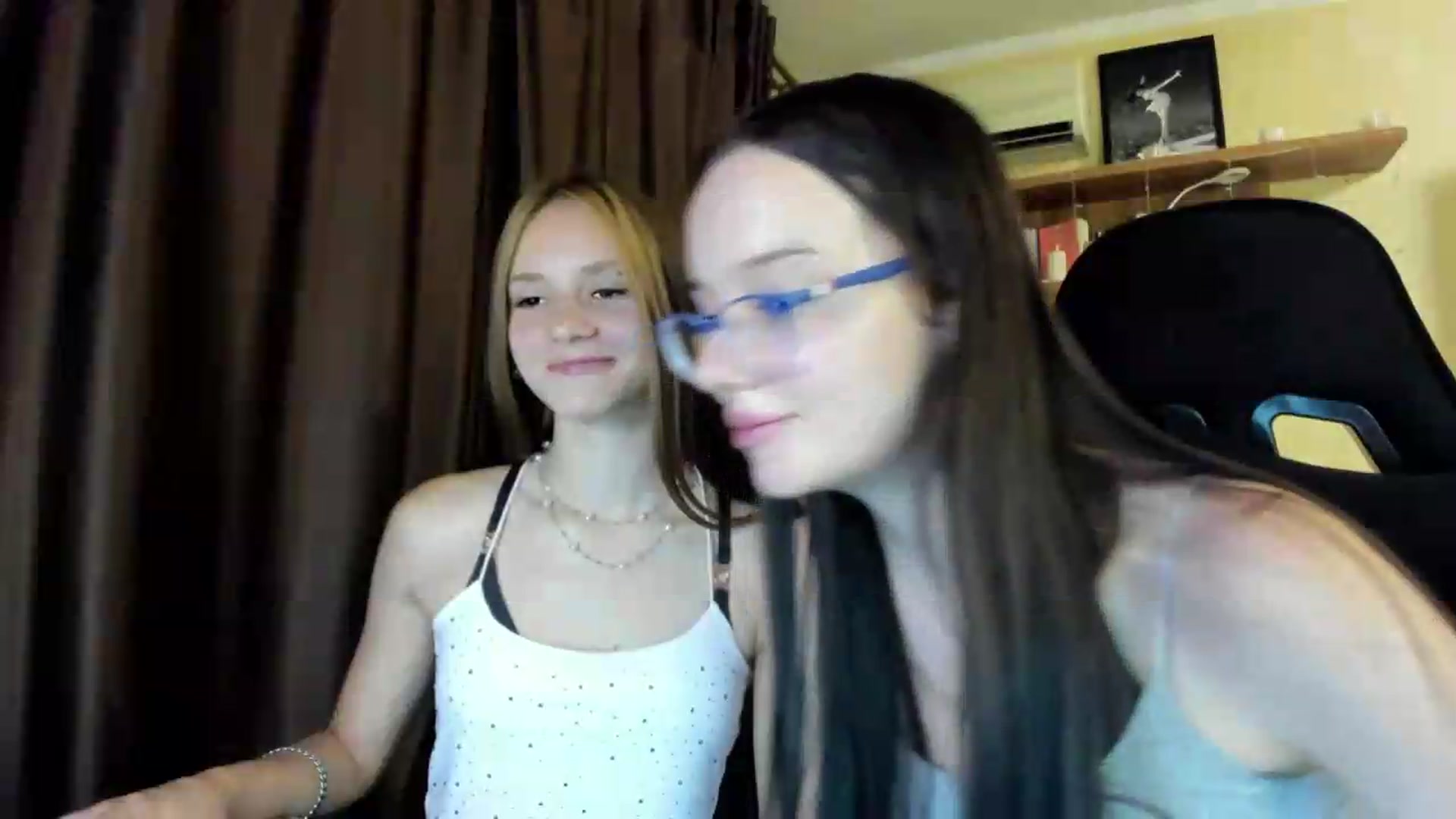 Gallery image thumbnail from Baby_Melania's myfreecams stream on, 08/02/2026, 21:41 image 13 of 20