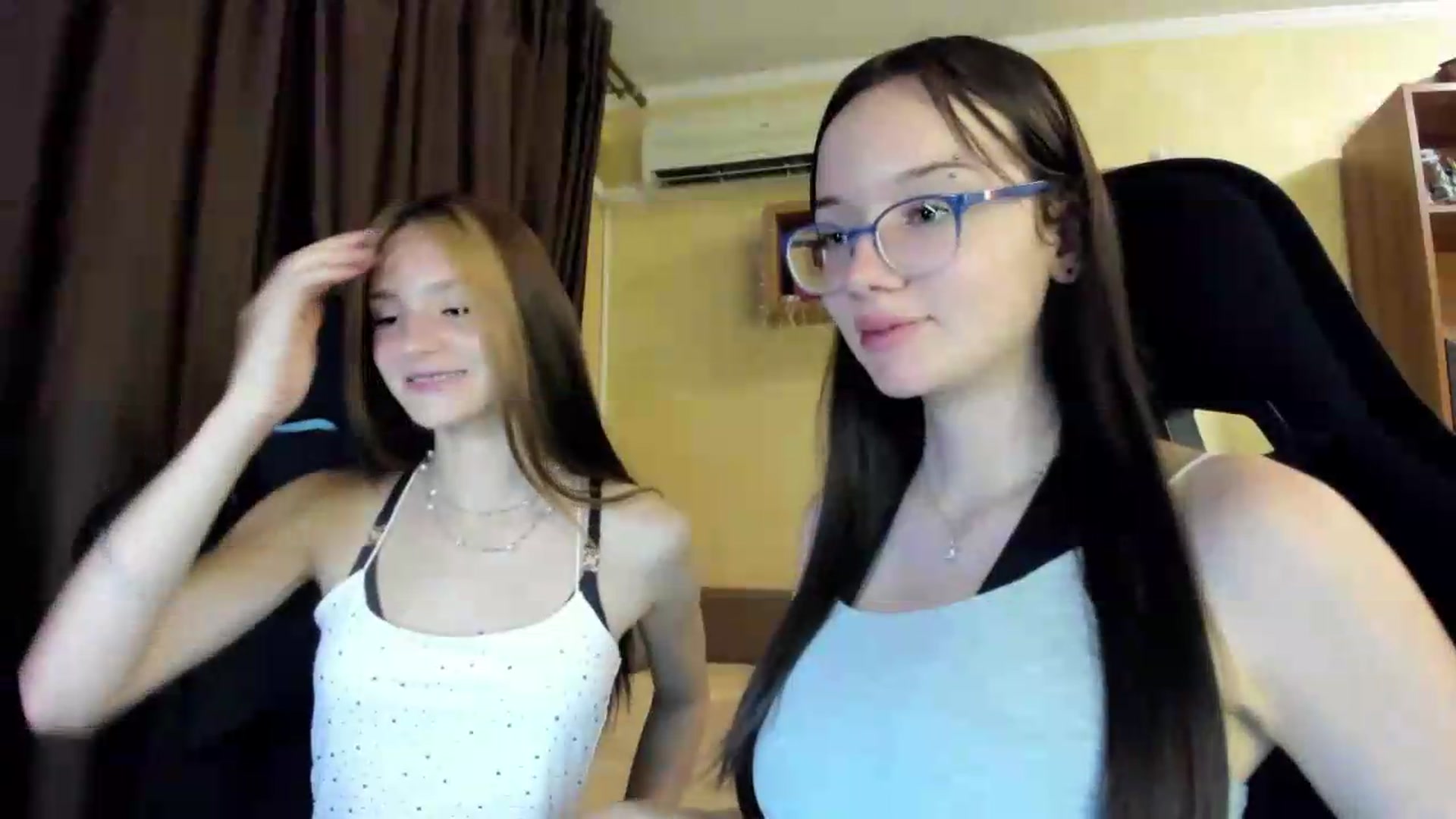 Gallery image thumbnail from Baby_Melania's myfreecams stream on, 08/02/2026, 21:41 image 7 of 20