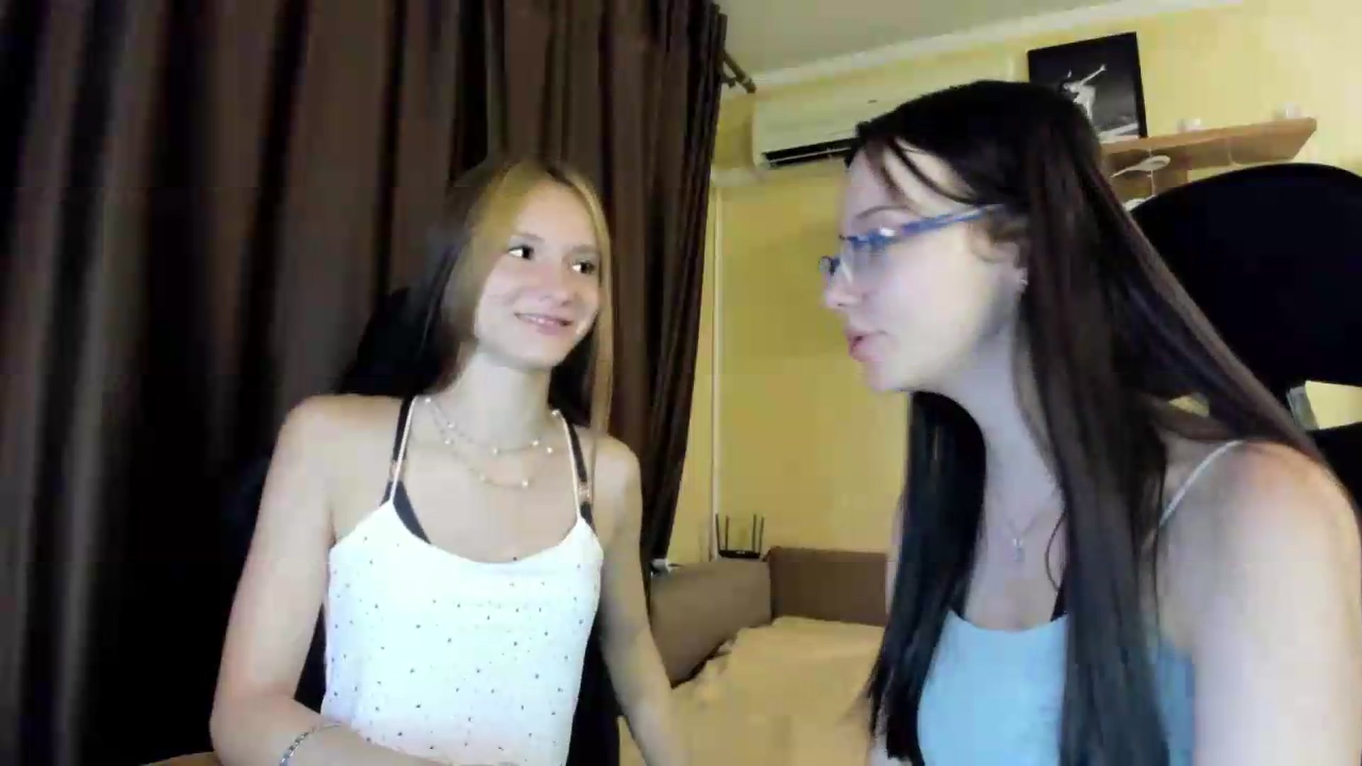 Gallery image thumbnail from Baby_Melania's myfreecams stream on, 08/02/2026, 21:41 image 11 of 20