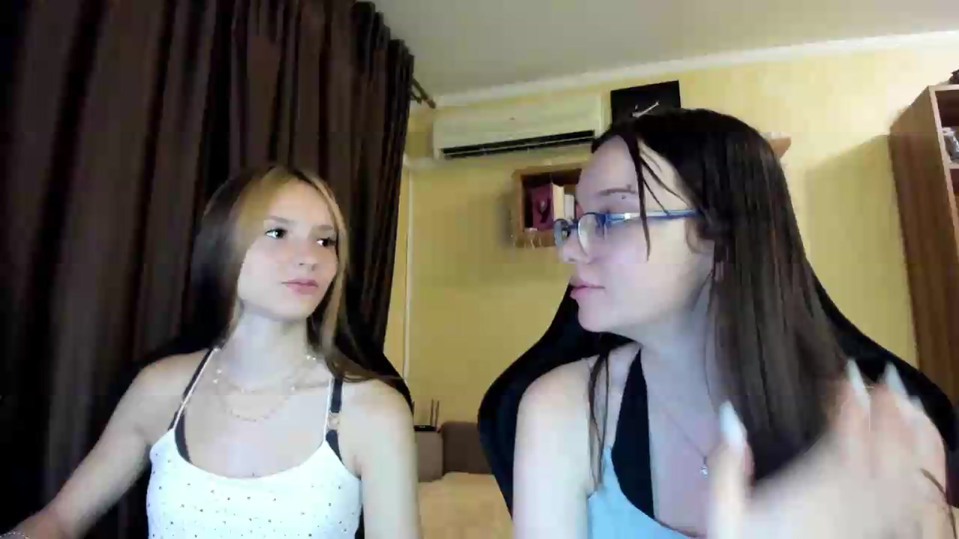 Gallery image thumbnail from Baby_Melania's myfreecams stream on, 08/02/2026, 21:41 image 15 of 20