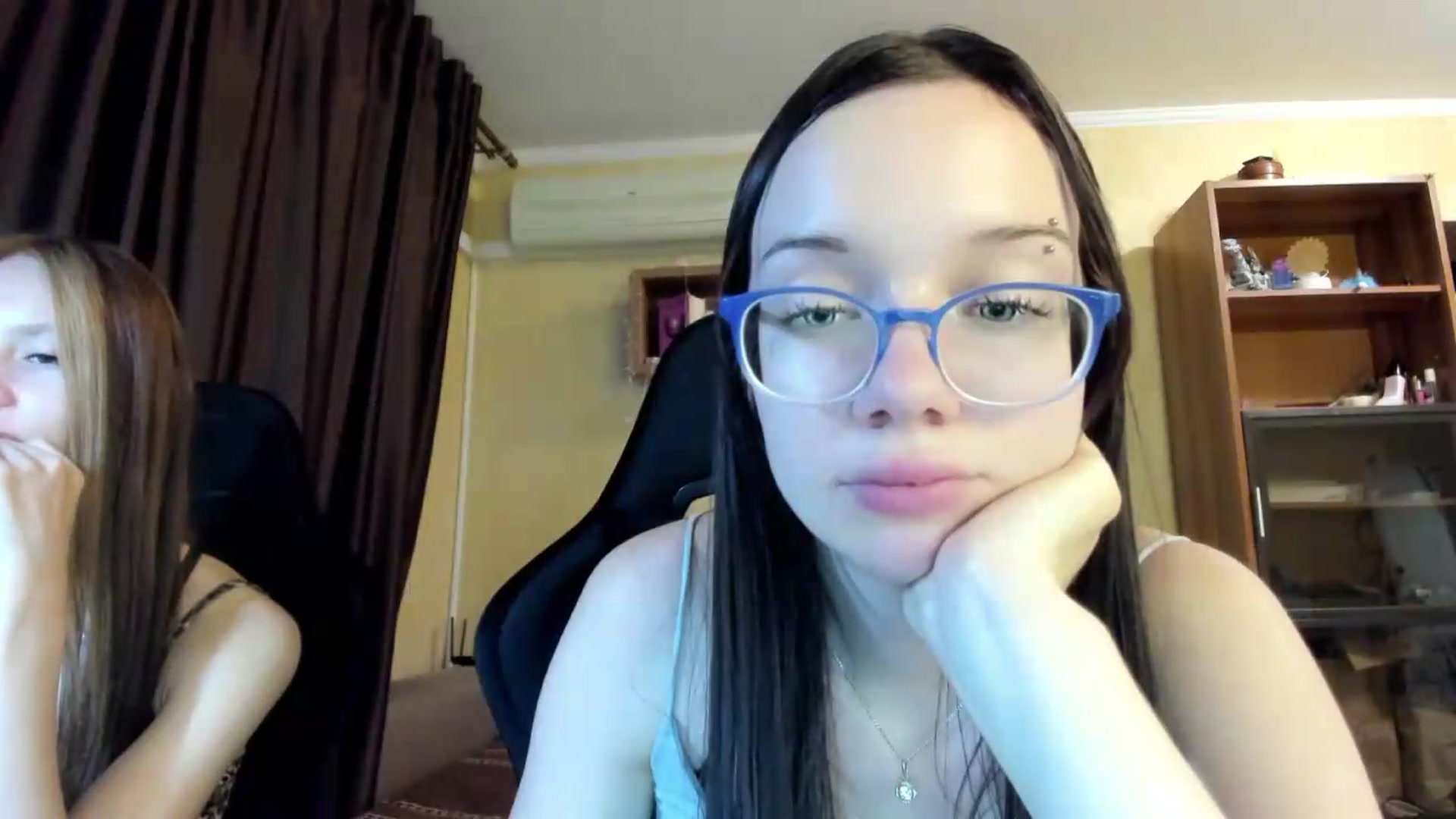 Gallery image thumbnail from Baby_Melania's myfreecams stream on, 08/03/2026, 22:21 image 14 of 20