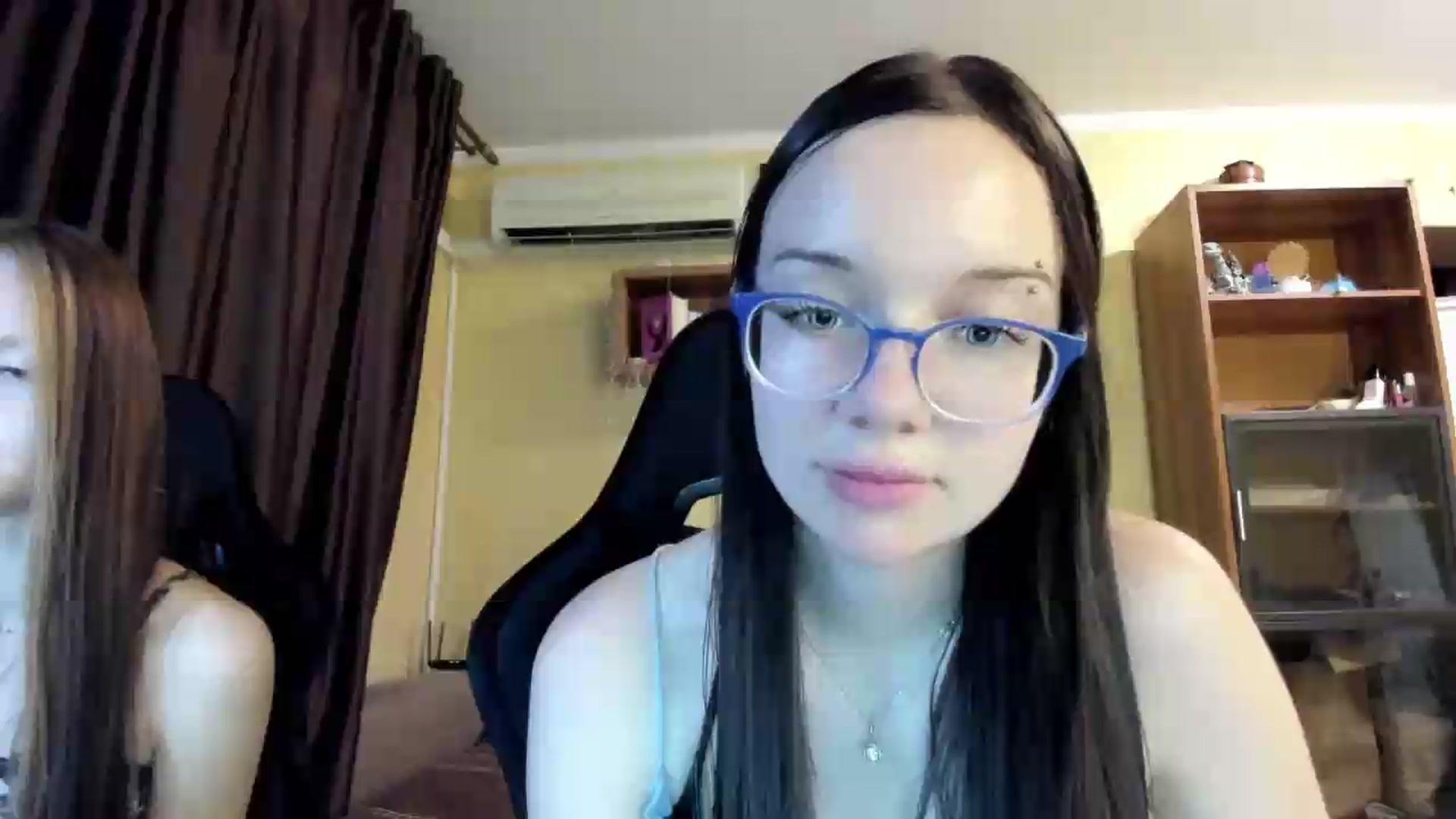 Gallery image thumbnail from Baby_Melania's myfreecams stream on, 08/03/2026, 22:21 image 1 of 20