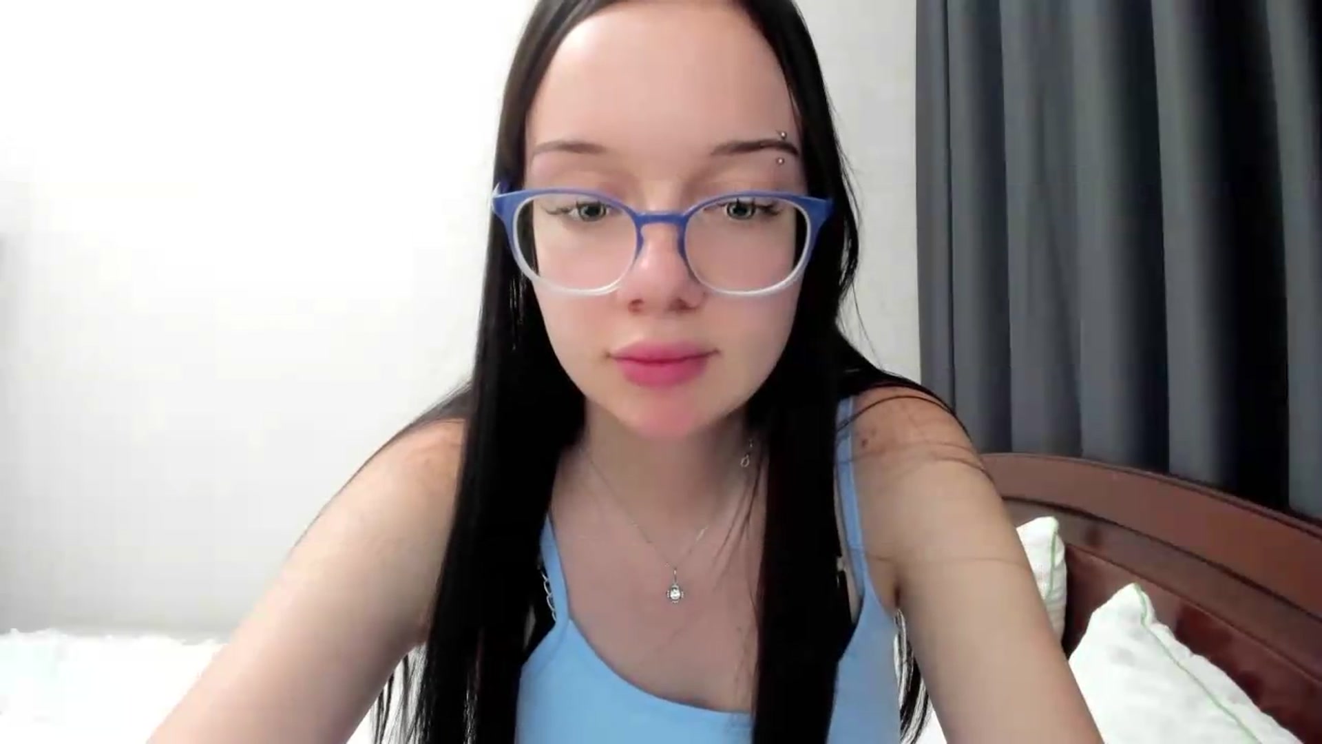 Gallery image thumbnail from Baby_Melania's myfreecams stream on, 08/11/2026, 22:17 image 9 of 20