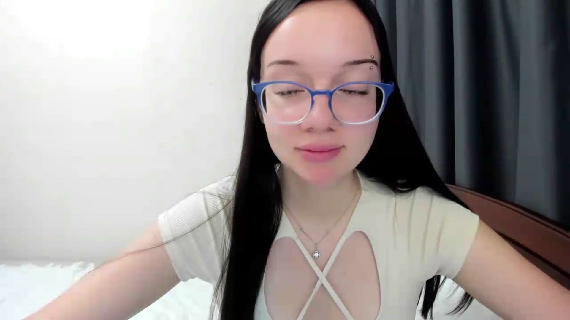 Gallery image thumbnail from Baby_Melania's myfreecams stream on, 08/13/2026, 01:25 image 6 of 20