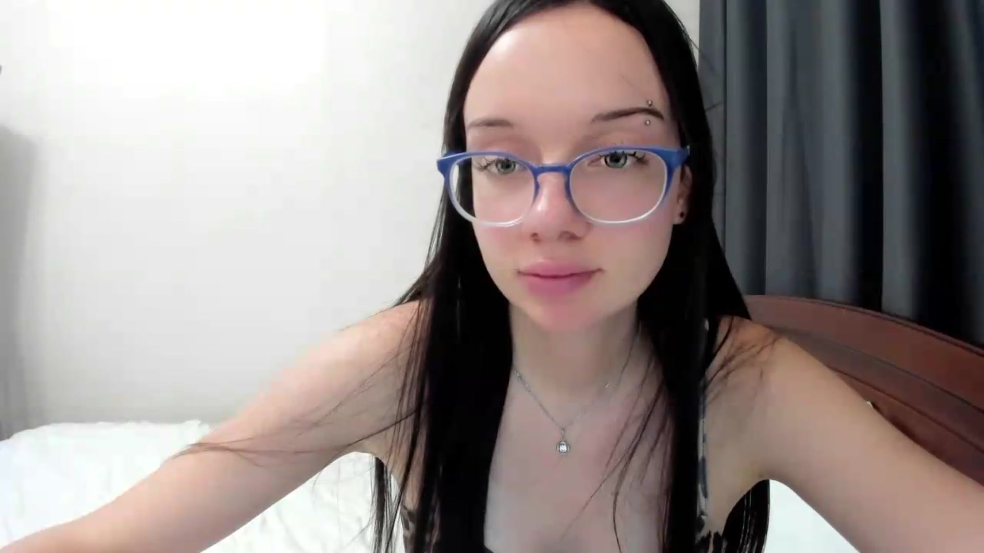 Gallery image thumbnail from Baby_Melania's myfreecams stream on, 08/14/2026, 01:06 image 12 of 20