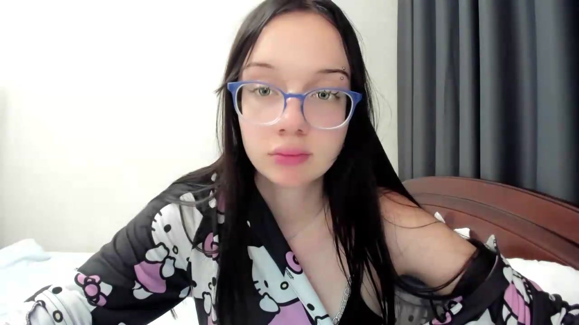 Gallery image thumbnail from Baby_Melania's myfreecams stream on, 08/16/2026, 24:37 image 18 of 20
