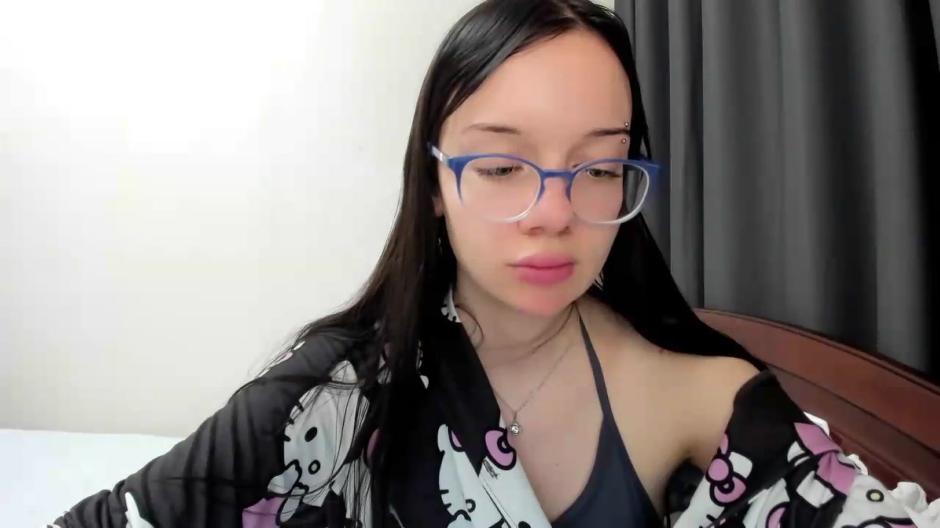 Gallery image thumbnail from Baby_Melania's myfreecams stream on, 08/16/2026, 21:35 image 3 of 20