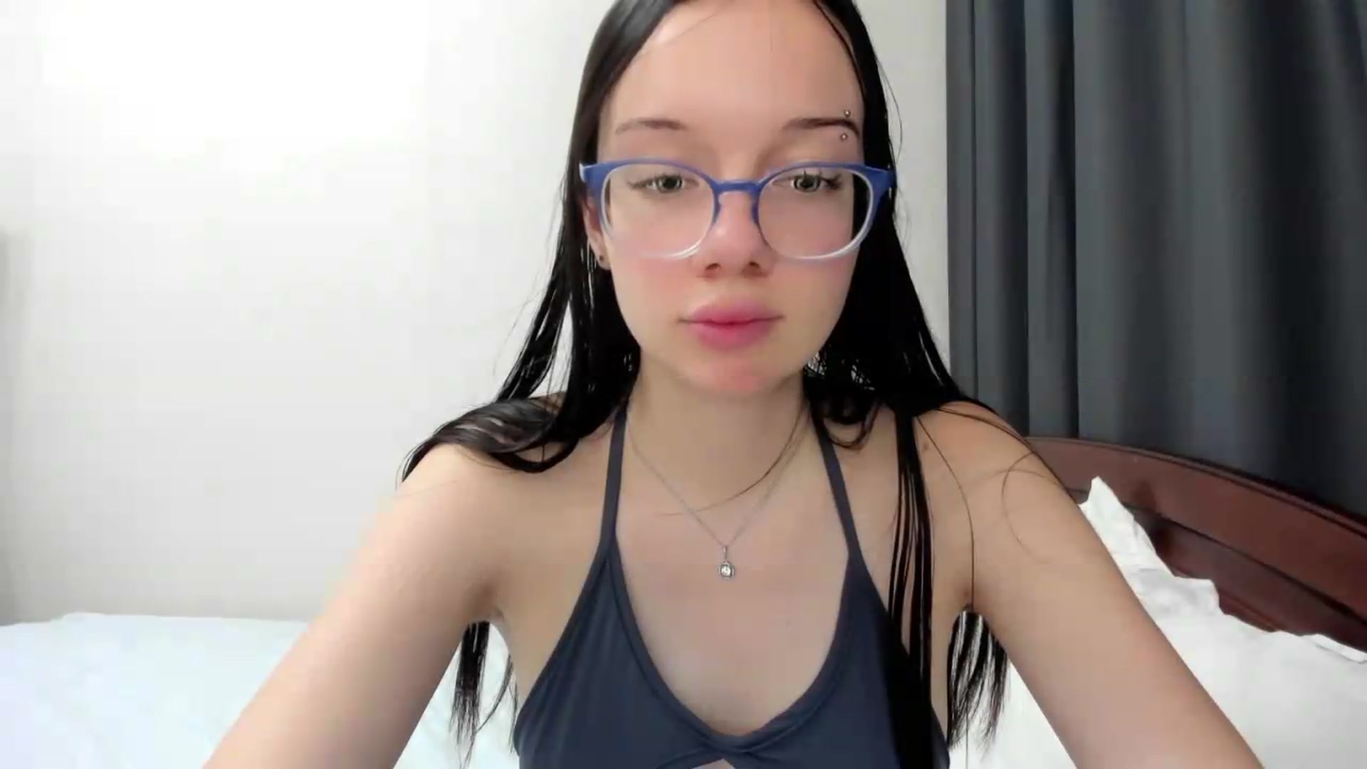 Gallery image thumbnail from Baby_Melania's myfreecams stream on, 08/17/2026, 21:36 image 14 of 20