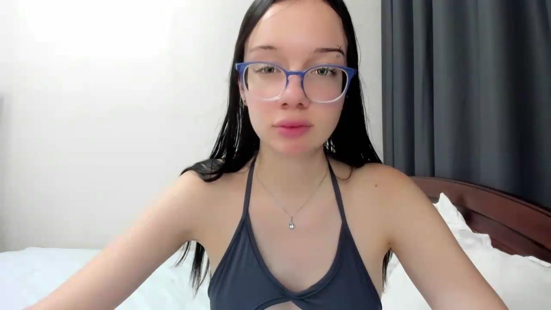 Gallery image thumbnail from Baby_Melania's myfreecams stream on, 08/17/2026, 21:36 image 9 of 20