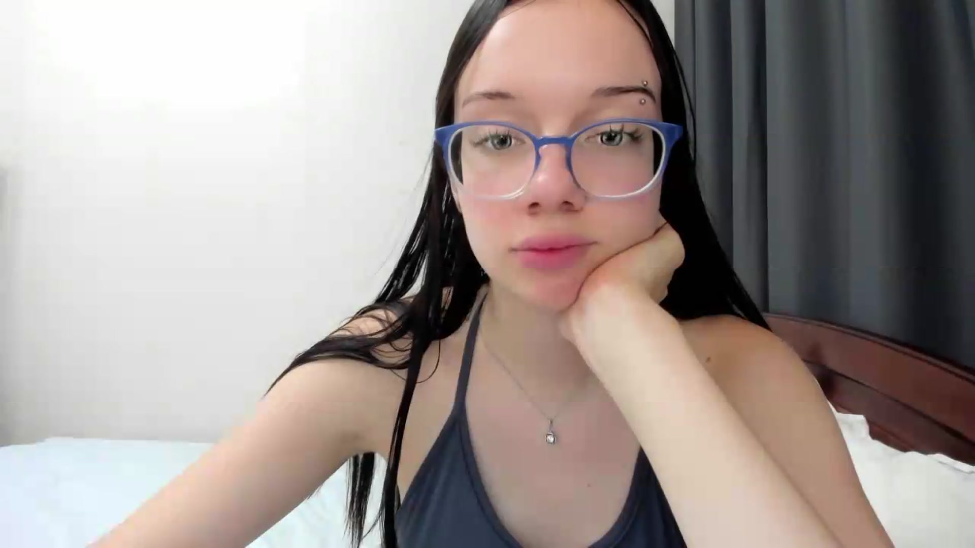 Gallery image thumbnail from Baby_Melania's myfreecams stream on, 08/17/2026, 21:36 image 16 of 20