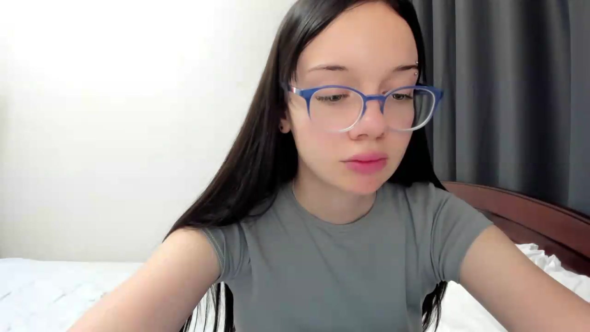 Gallery image thumbnail from Baby_Melania's myfreecams stream on, 08/18/2026, 19:04 image 8 of 20