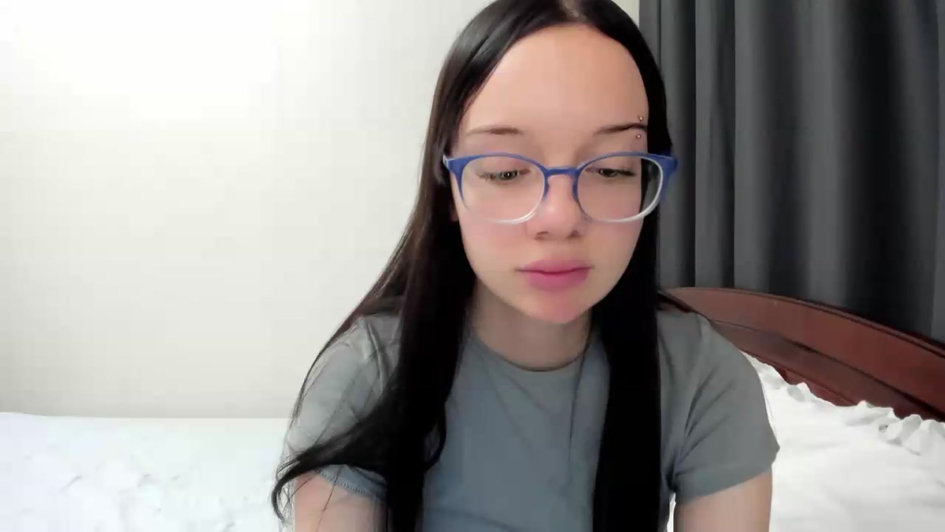 Gallery image thumbnail from Baby_Melania's myfreecams stream on, 08/18/2026, 19:27 image 5 of 20