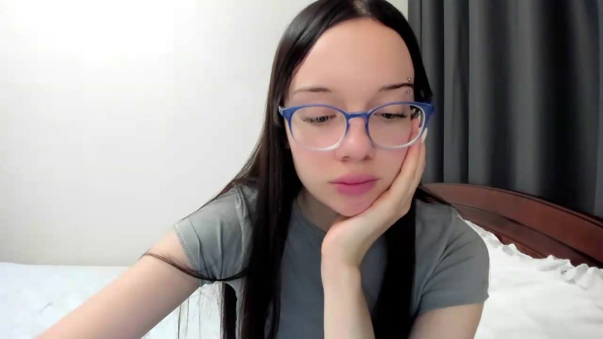 Gallery image thumbnail from Baby_Melania's myfreecams stream on, 08/18/2026, 19:27 image 6 of 20