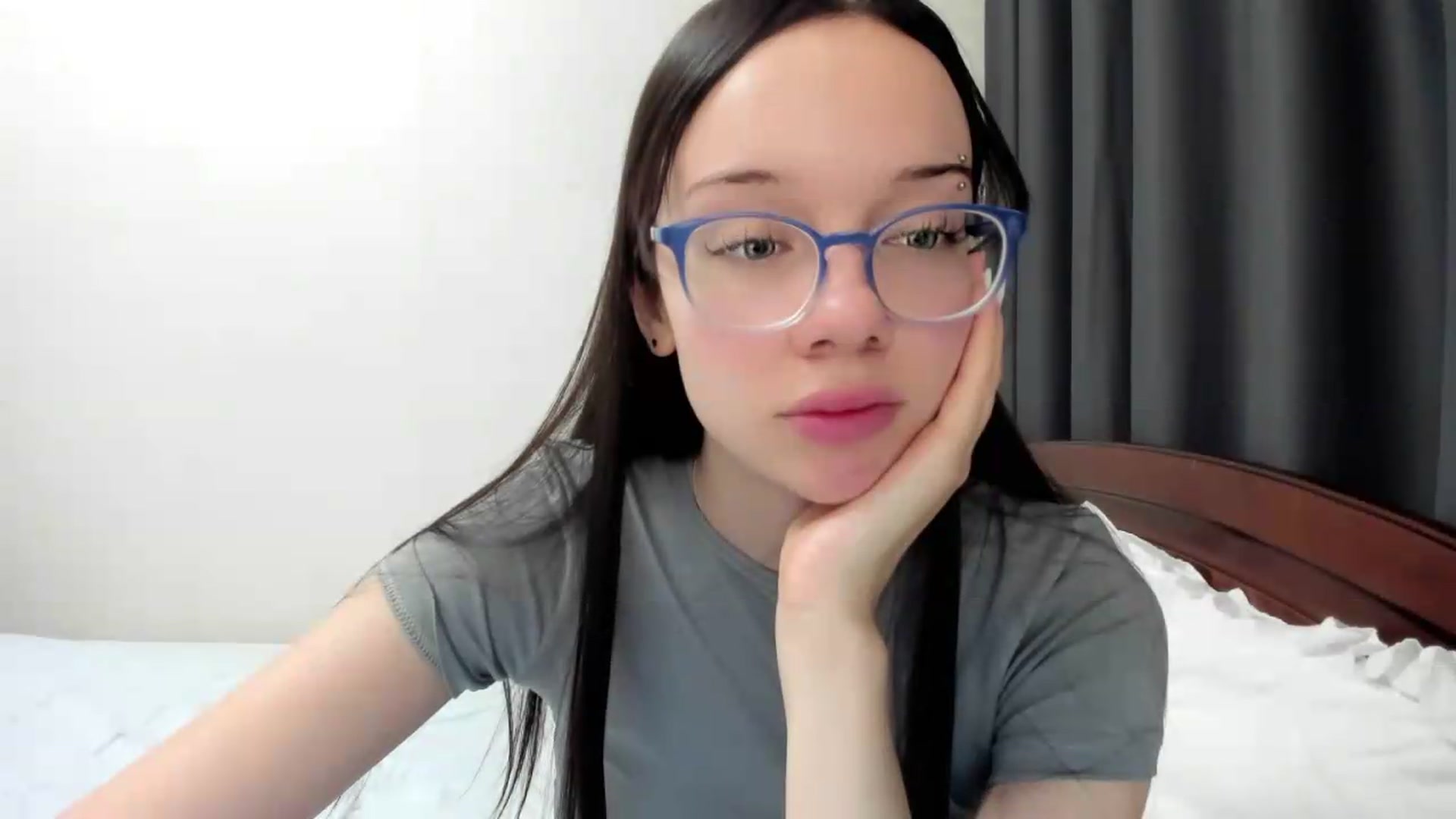 Gallery image thumbnail from Baby_Melania's myfreecams stream on, 08/18/2026, 19:27 image 2 of 20