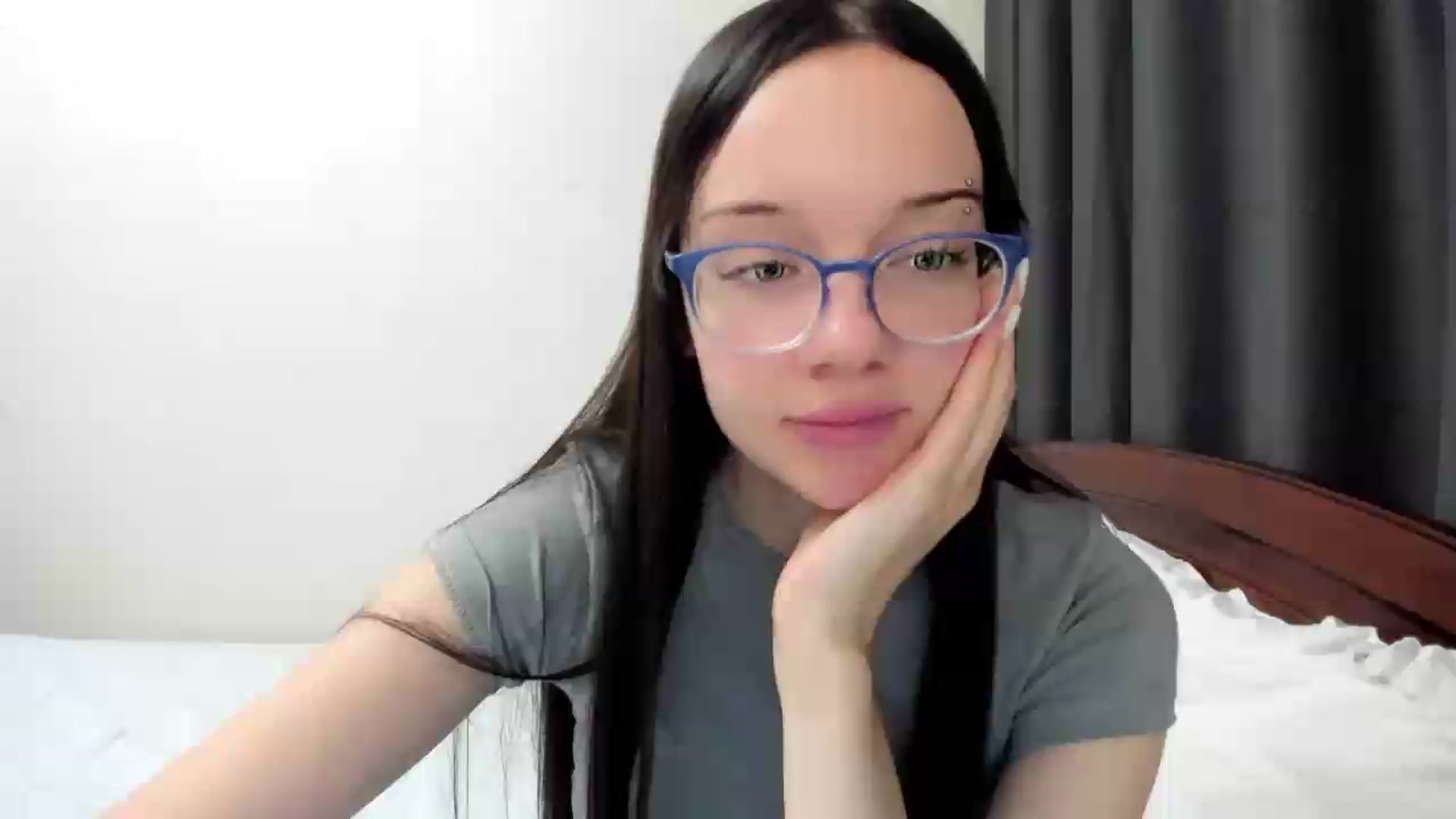 Gallery image thumbnail from Baby_Melania's myfreecams stream on, 08/18/2026, 19:27 image 8 of 20