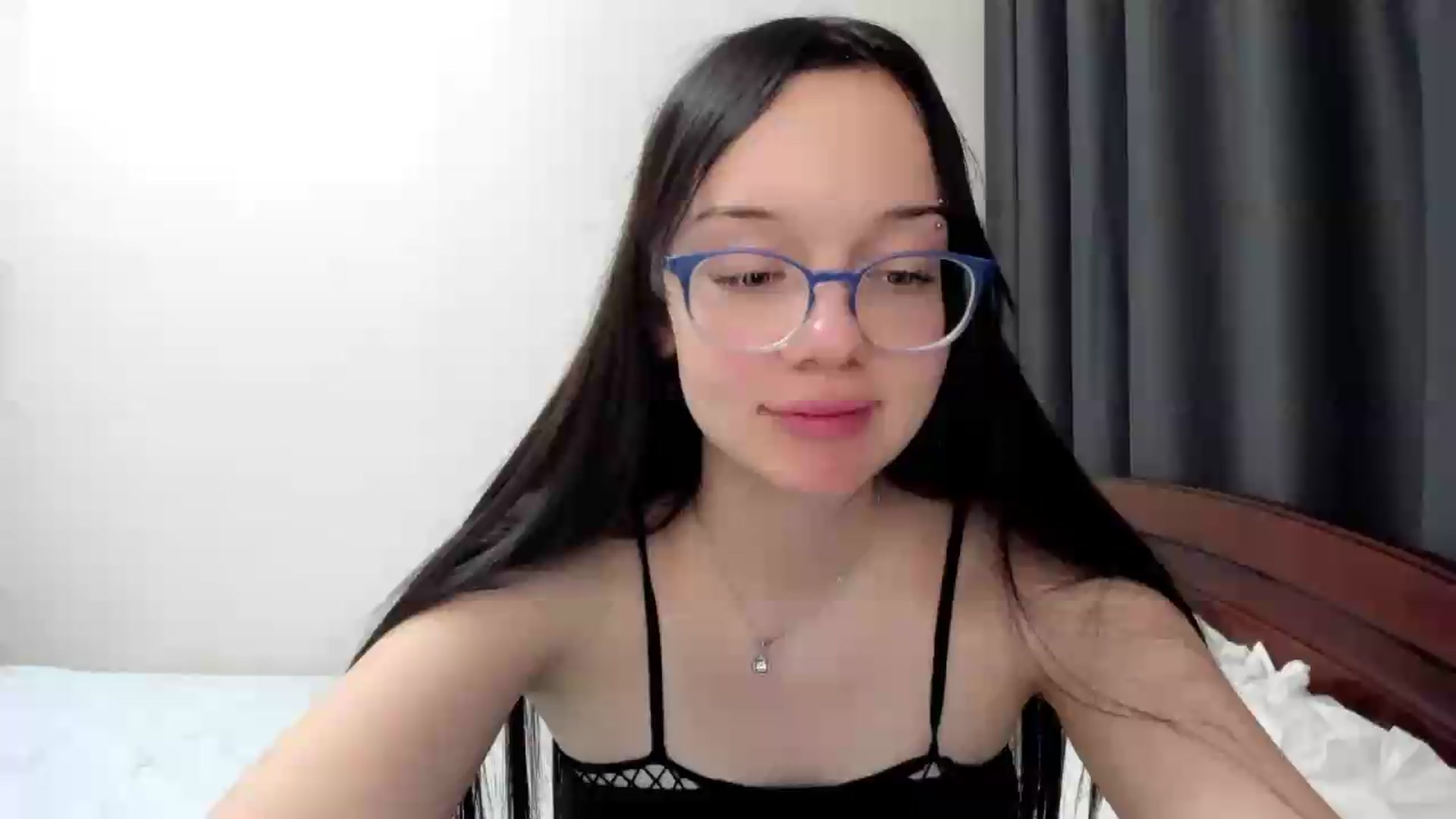 Gallery image thumbnail from Baby_Melania's myfreecams stream on, 08/18/2026, 23:23 image 16 of 20