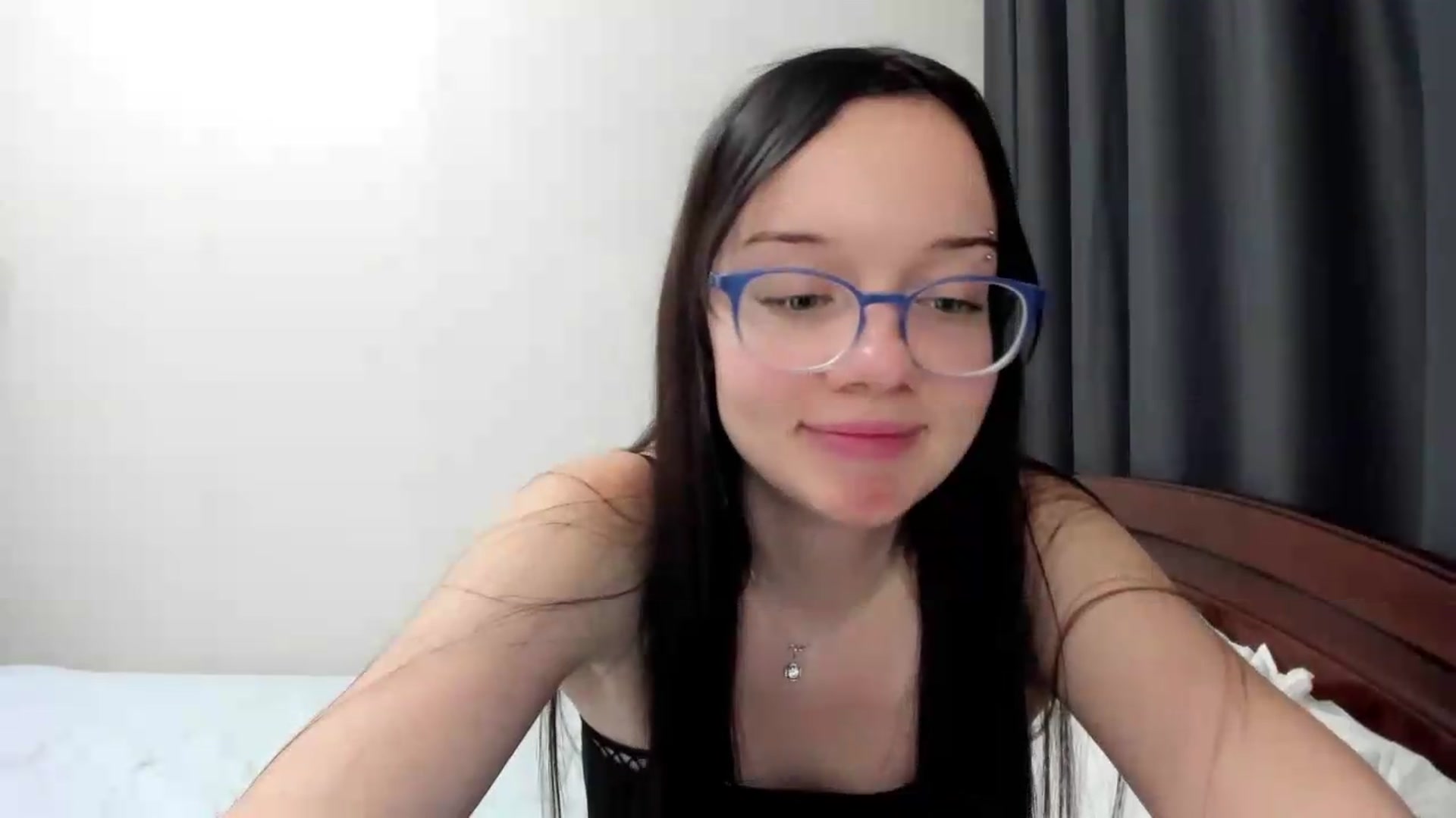 Gallery image thumbnail from Baby_Melania's myfreecams stream on, 08/18/2026, 23:23 image 19 of 20