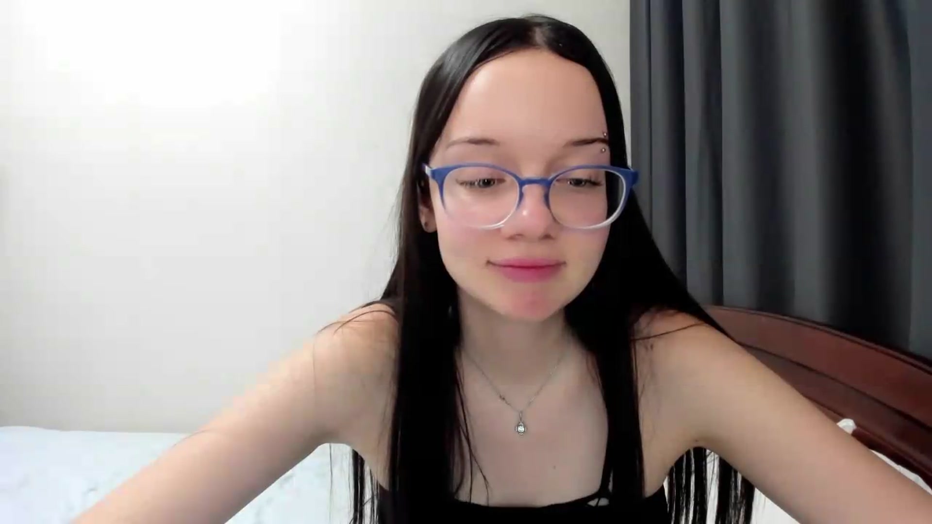 Gallery image thumbnail from Baby_Melania's myfreecams stream on, 08/19/2026, 24:23 image 8 of 20