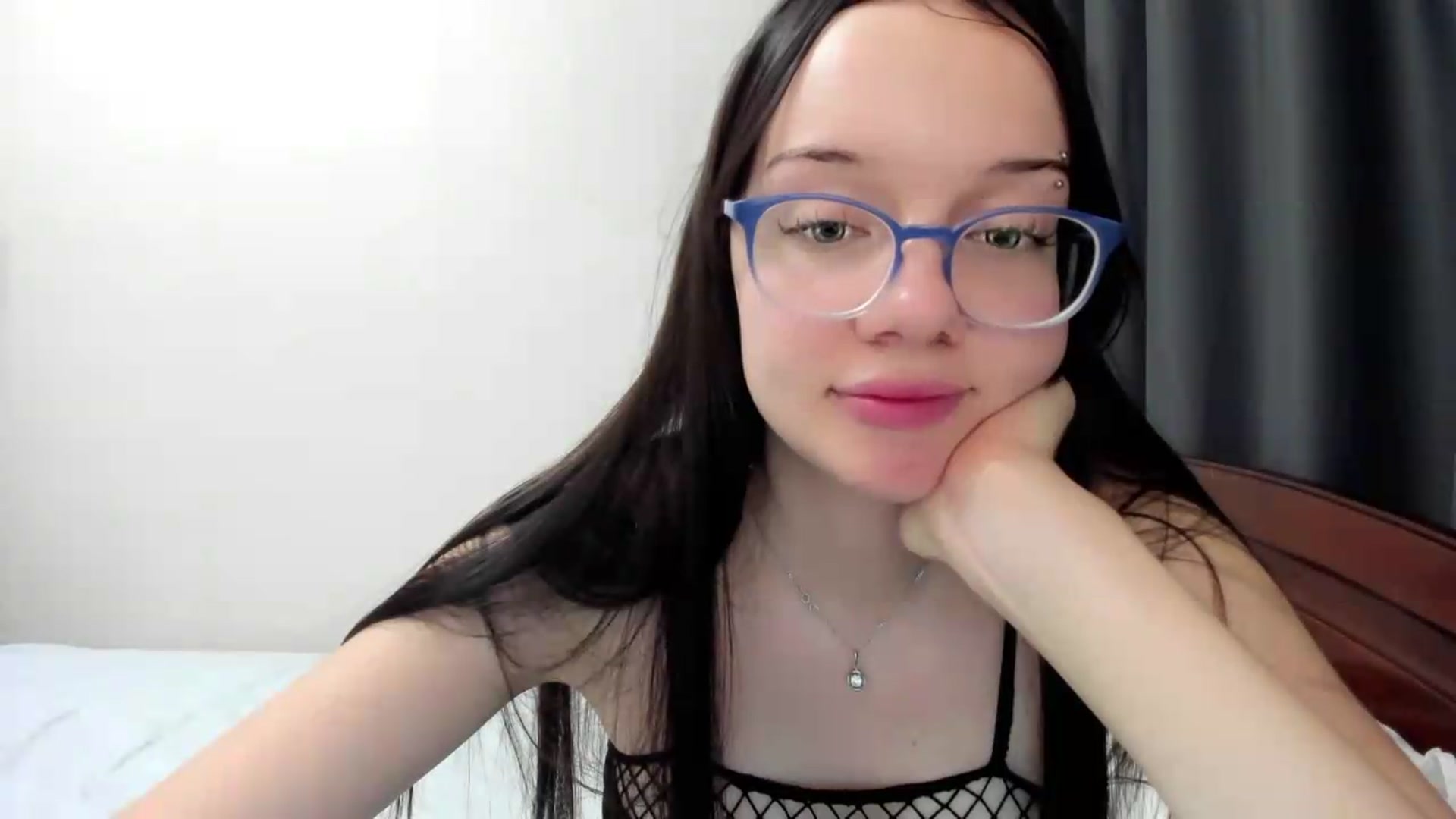 Gallery image thumbnail from Baby_Melania's myfreecams stream on, 08/19/2026, 02:20 image 10 of 20