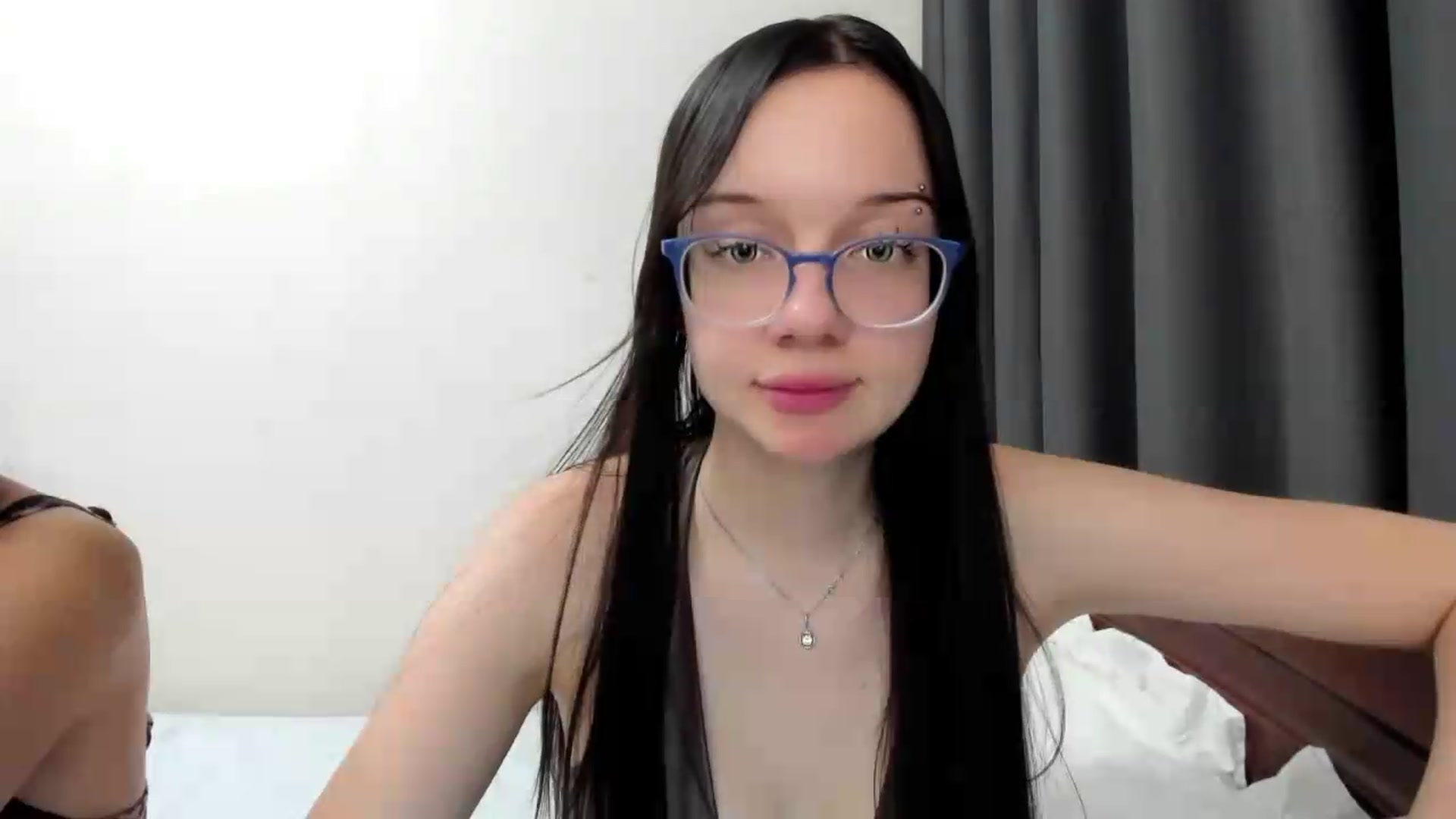 Gallery image thumbnail from Baby_Melania's myfreecams stream on, 08/19/2026, 23:01 image 6 of 20