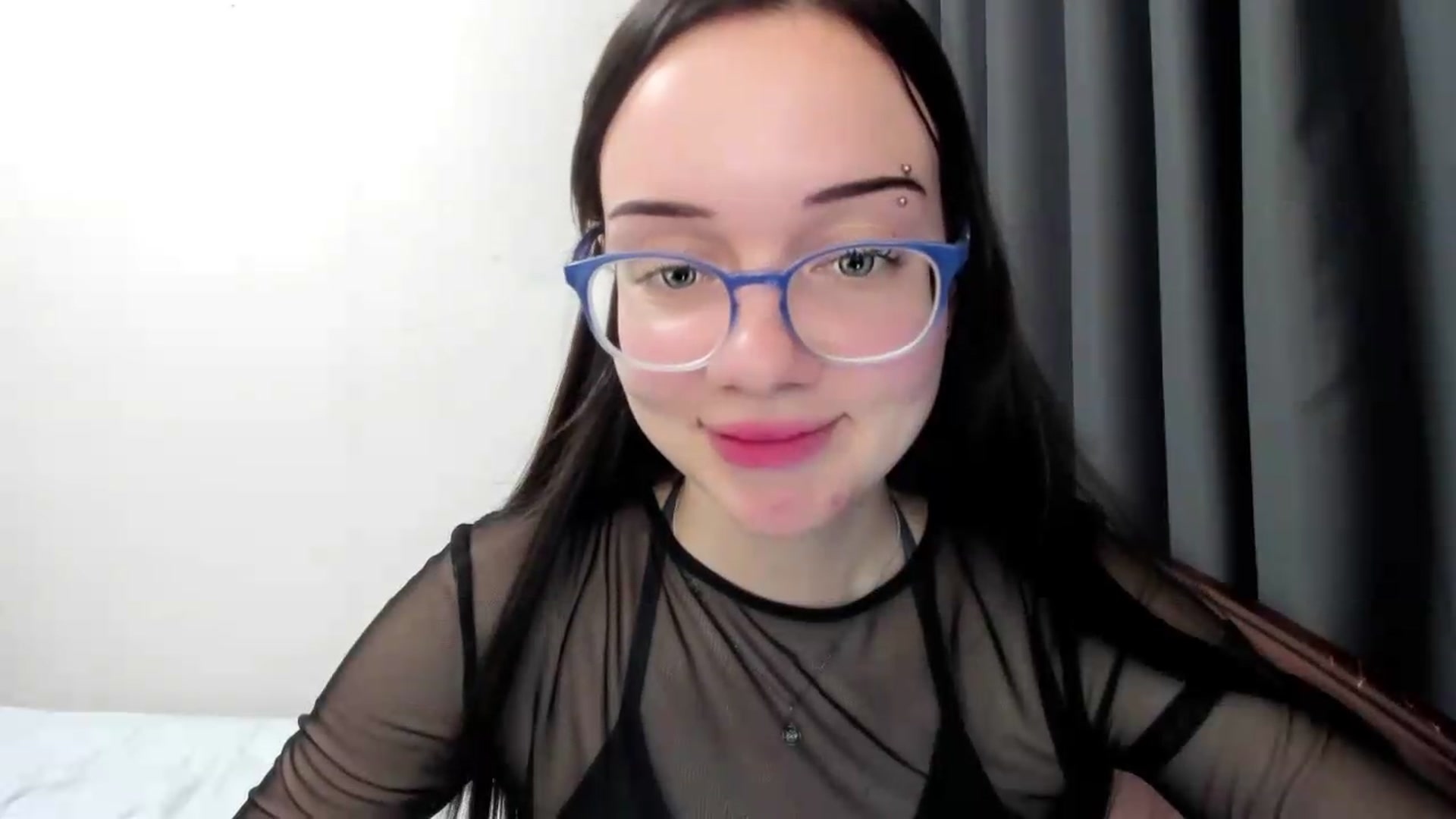 Gallery image thumbnail from Baby_Melania's myfreecams stream on, 08/28/2026, 21:03 image 15 of 20