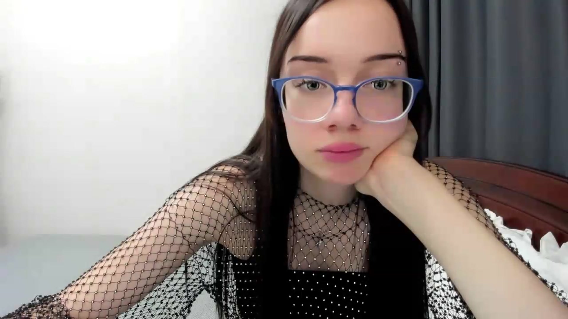 Gallery image thumbnail from Baby_Melania's myfreecams stream on, 09/17/2026, 21:13 image 5 of 20