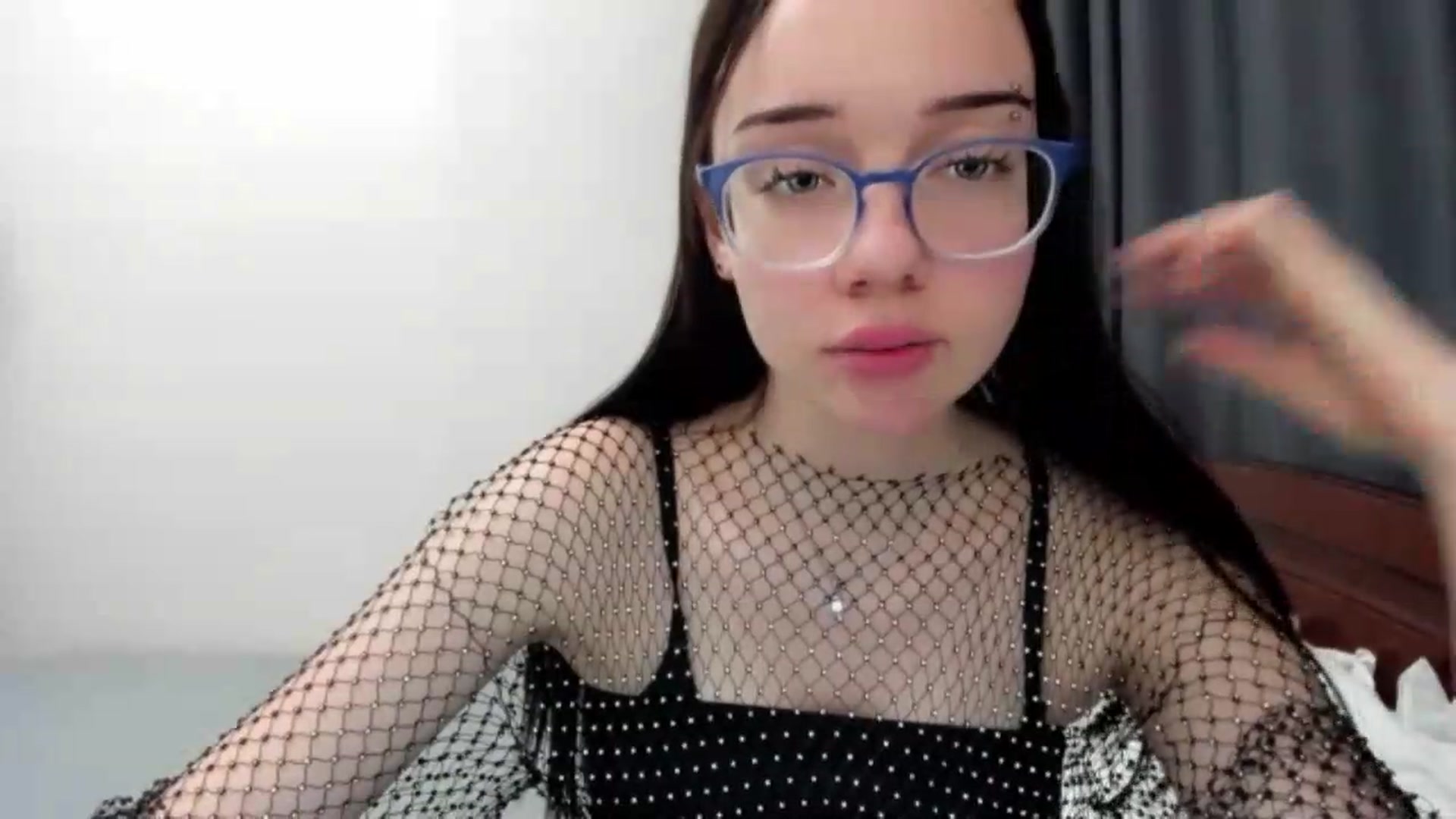 Gallery image thumbnail from Baby_Melania's myfreecams stream on, 09/17/2026, 21:13 image 14 of 20