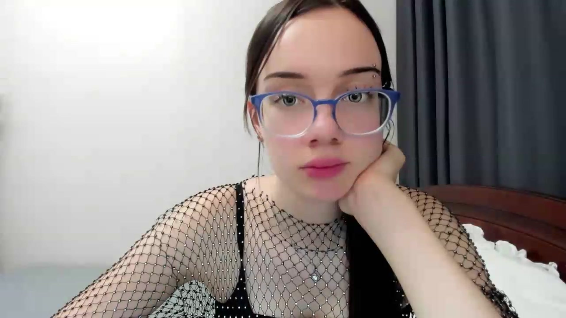 Gallery image thumbnail from Baby_Melania's myfreecams stream on, 09/17/2026, 22:54 image 11 of 20