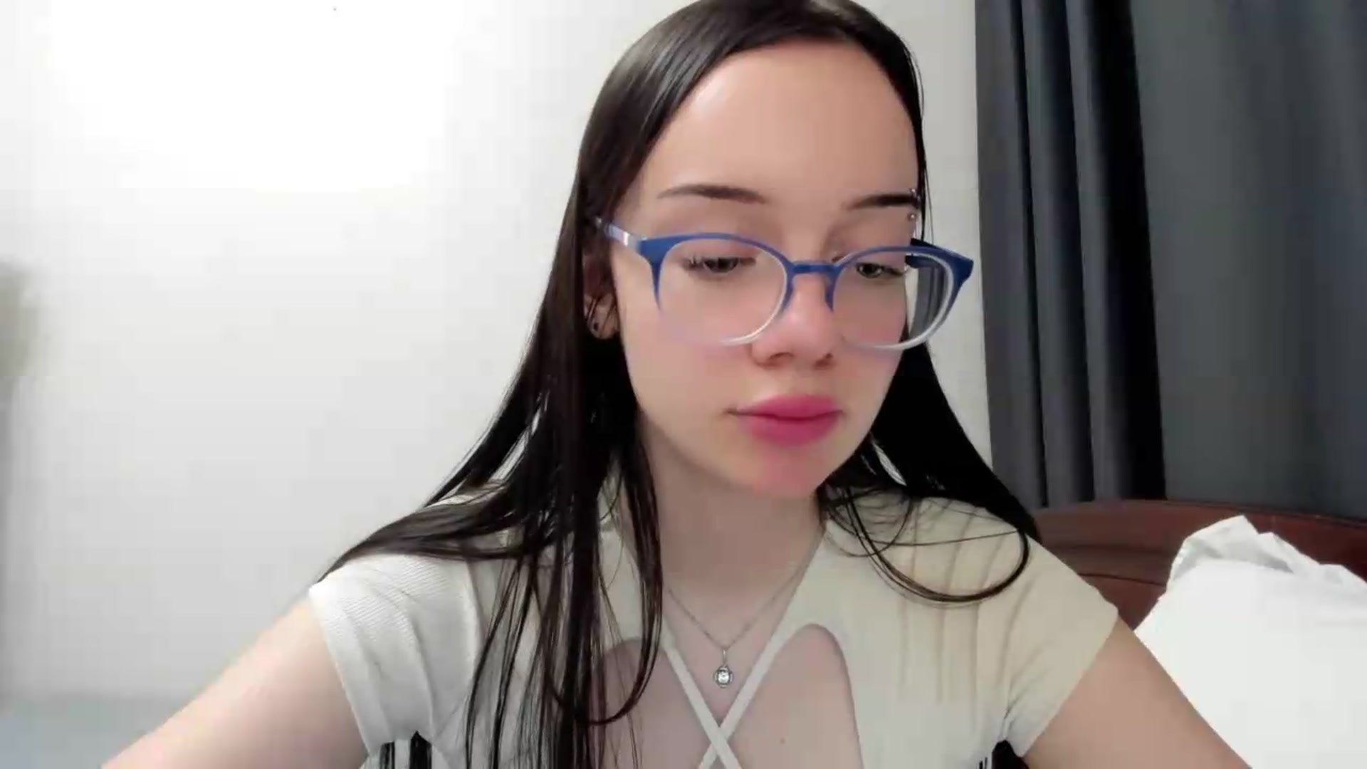 Gallery image thumbnail from Baby_Melania's myfreecams stream on, 09/18/2026, 21:51 image 16 of 20