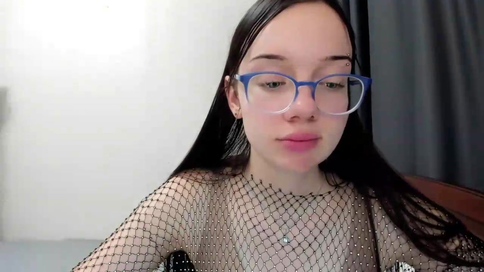 Gallery image thumbnail from Baby_Melania's myfreecams stream on, 09/23/2026, 24:25 image 12 of 20