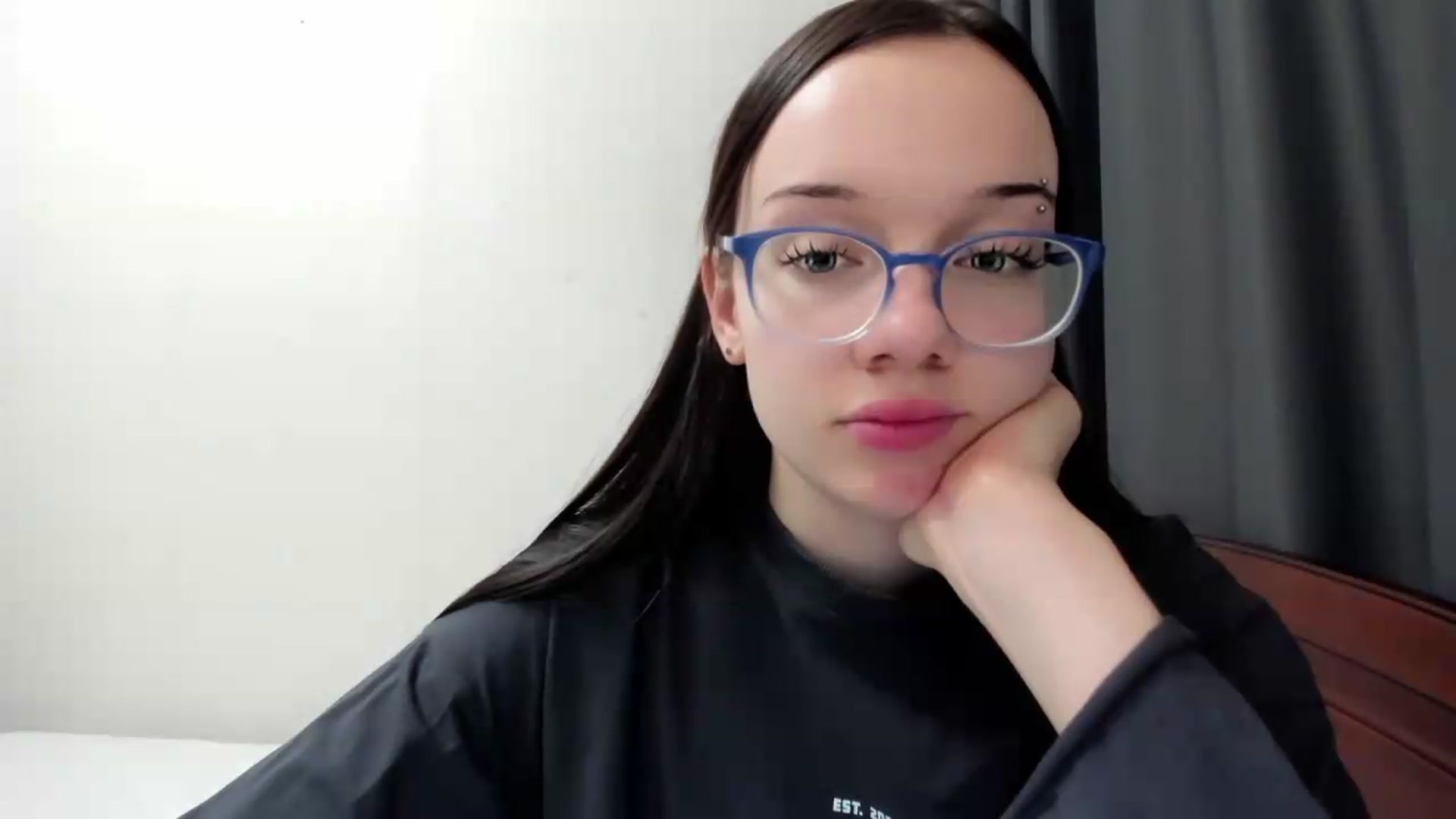 Gallery image thumbnail from Baby_Melania's myfreecams stream on, 09/26/2026, 24:13 image 19 of 20