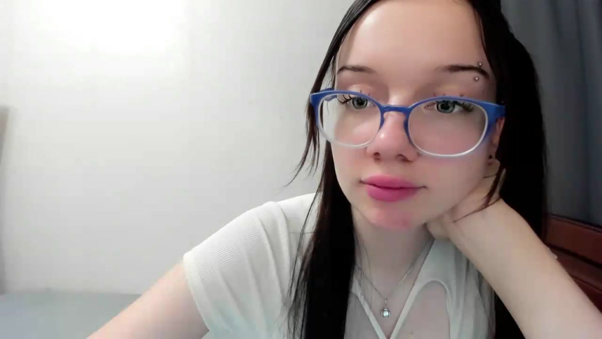 Gallery image thumbnail from Baby_Melania's myfreecams stream on, 09/27/2026, 24:20 image 10 of 20