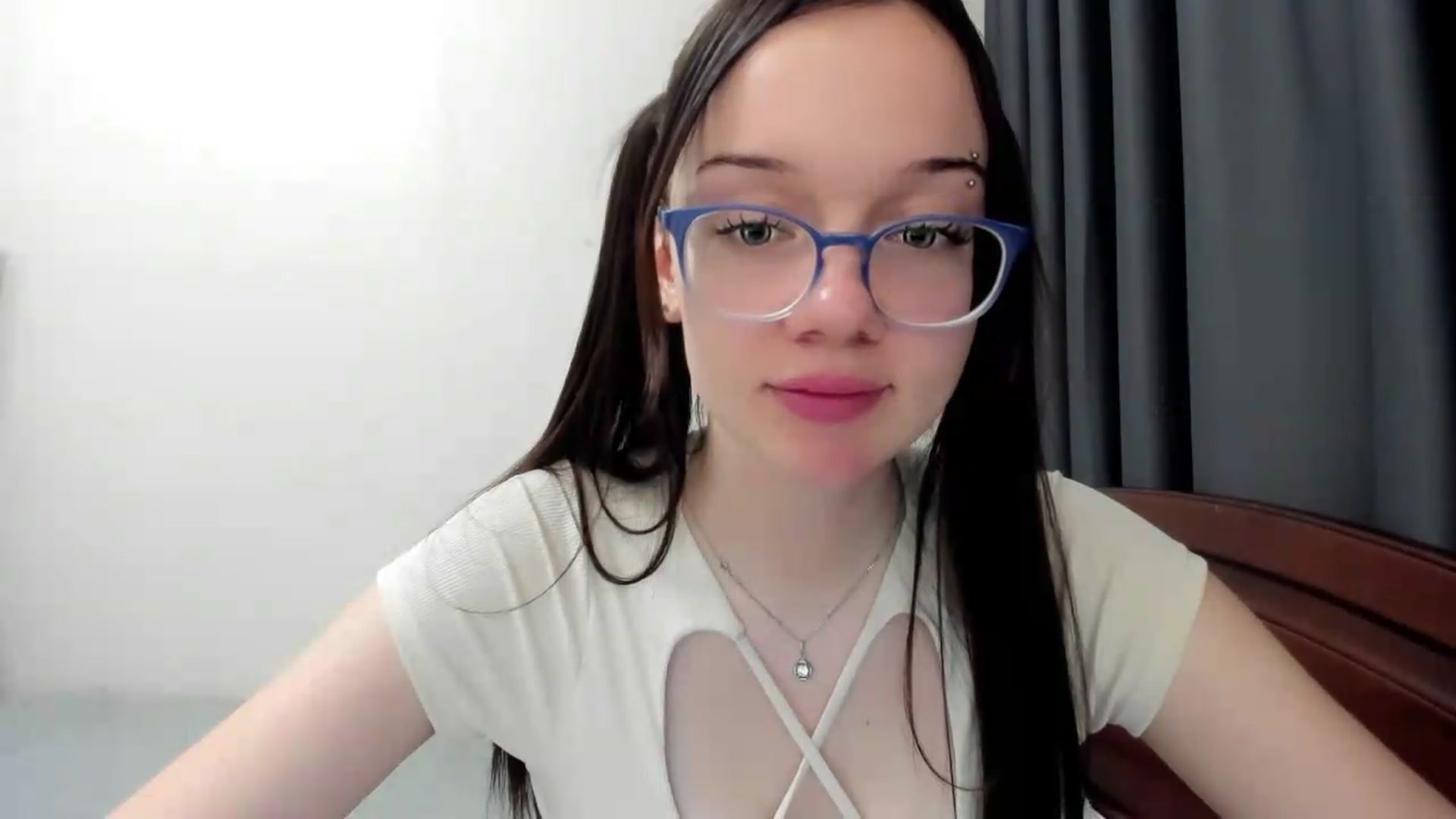 Gallery image thumbnail from Baby_Melania's myfreecams stream on, 09/27/2026, 24:20 image 2 of 20