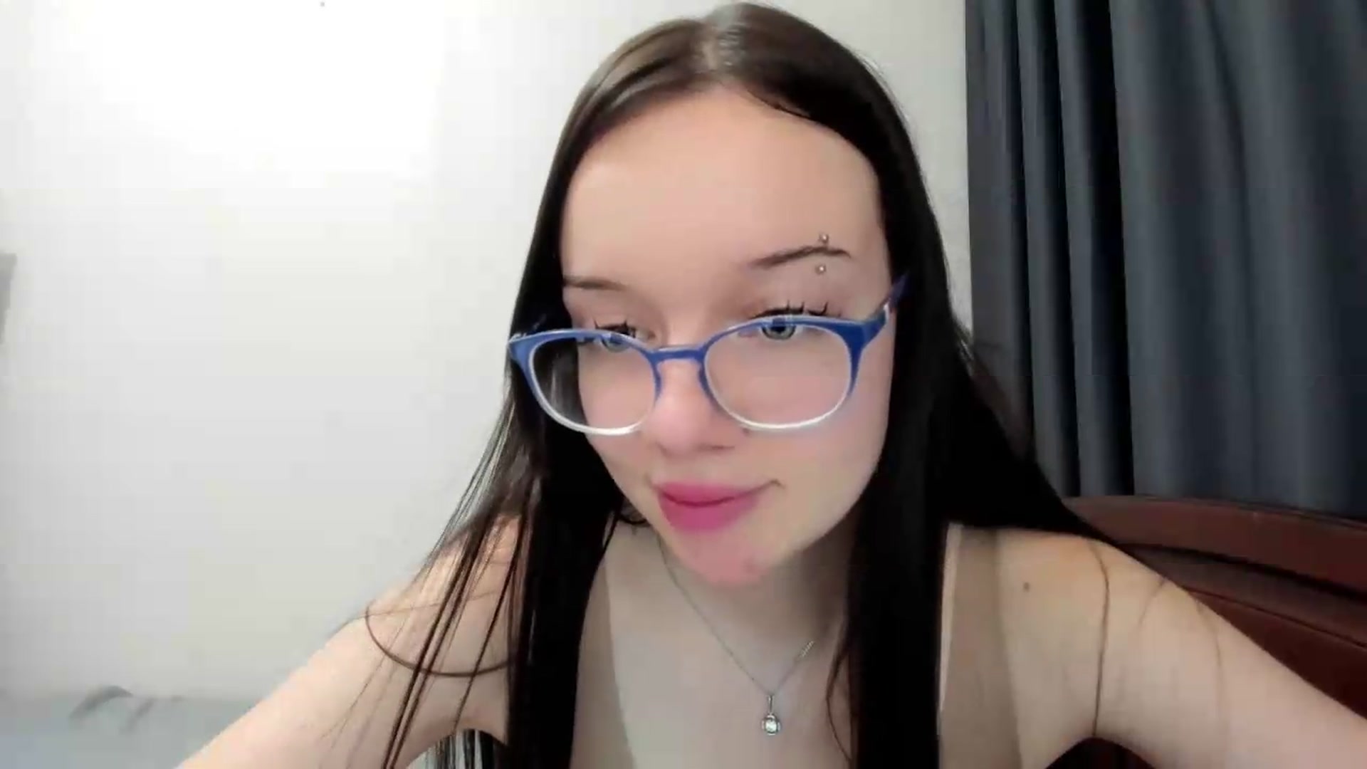 Gallery image thumbnail from Baby_Melania's myfreecams stream on, 09/29/2026, 24:00 image 3 of 20