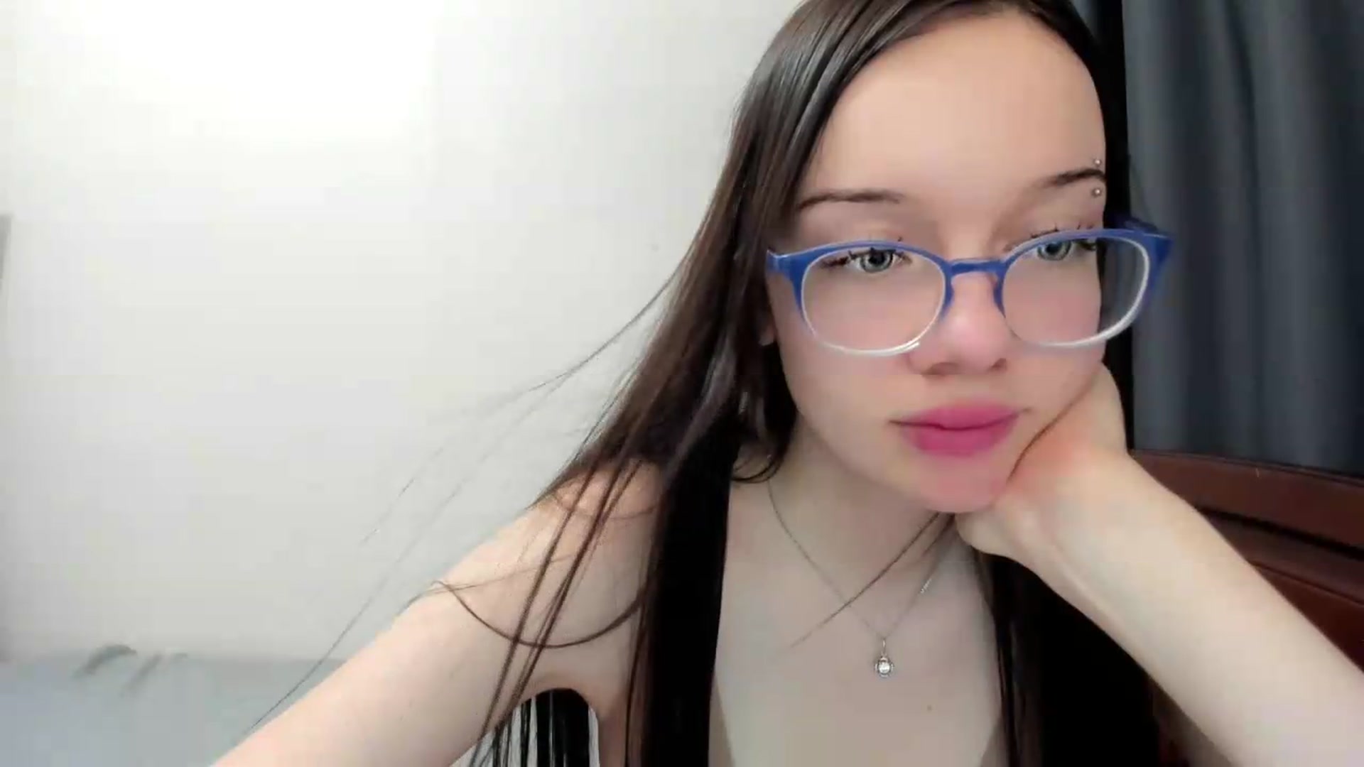 Gallery image thumbnail from Baby_Melania's myfreecams stream on, 09/29/2026, 24:00 image 6 of 20