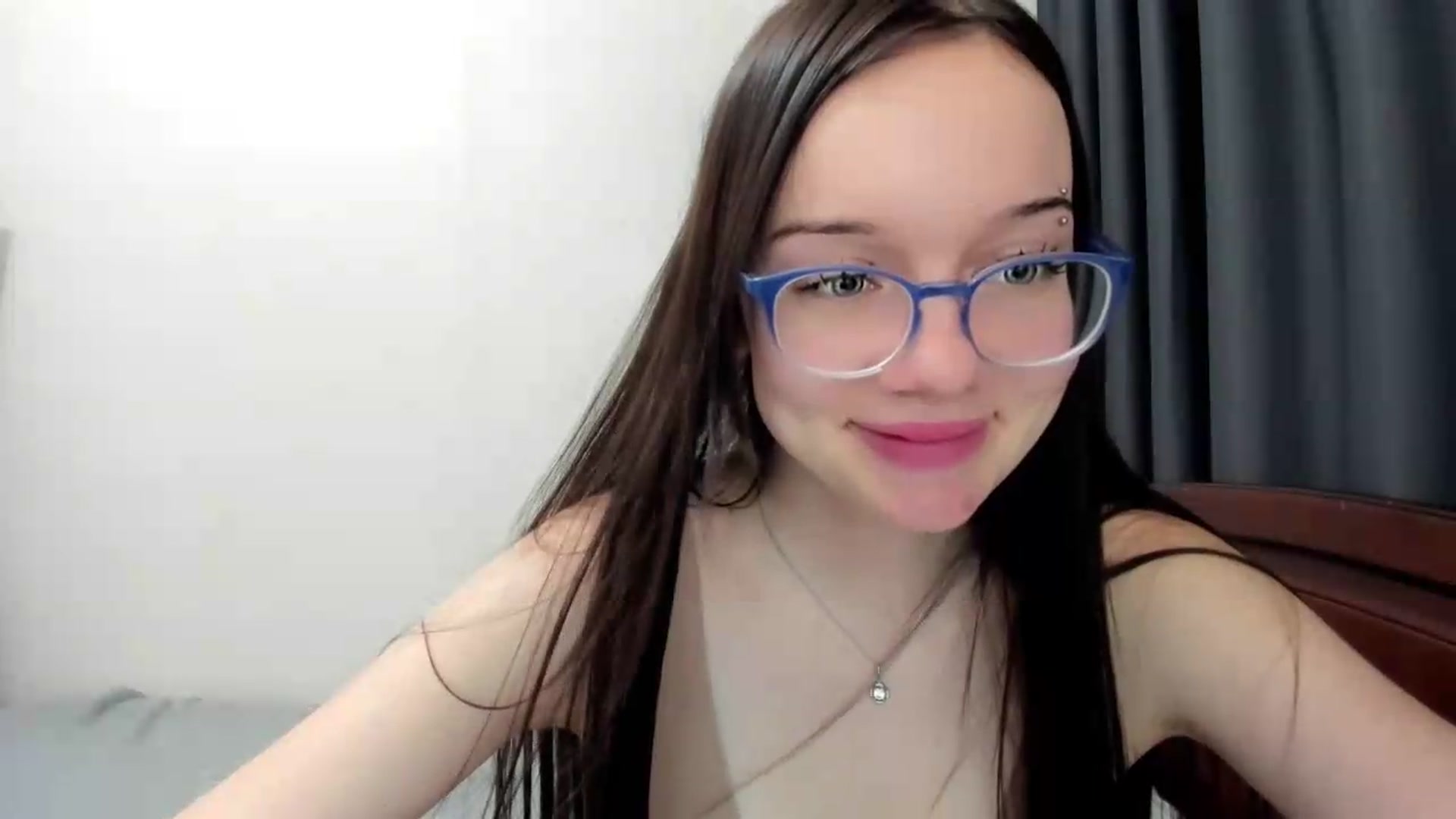 Gallery image thumbnail from Baby_Melania's myfreecams stream on, 09/29/2026, 24:00 image 11 of 20