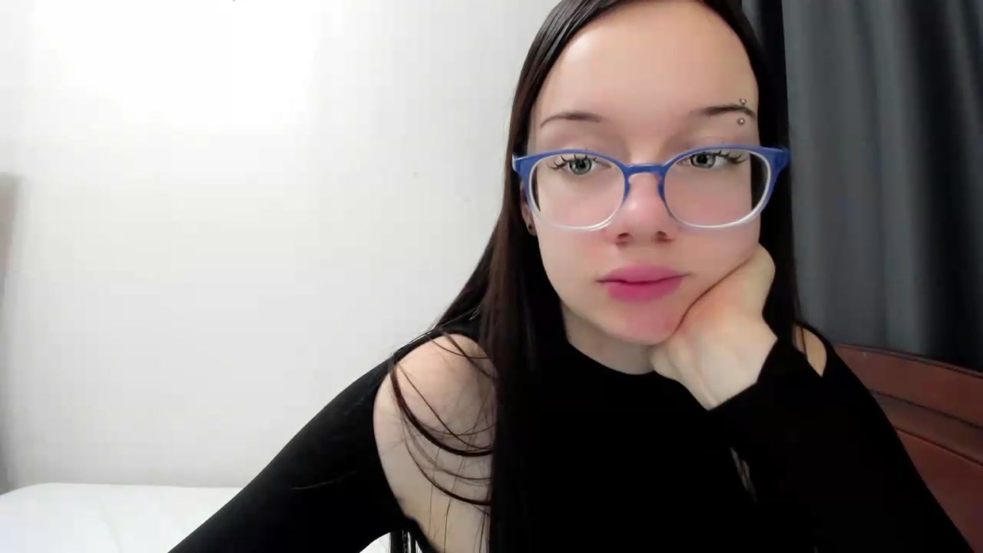 Gallery image thumbnail from Baby_Melania's myfreecams stream on, 09/29/2026, 20:23 image 7 of 20