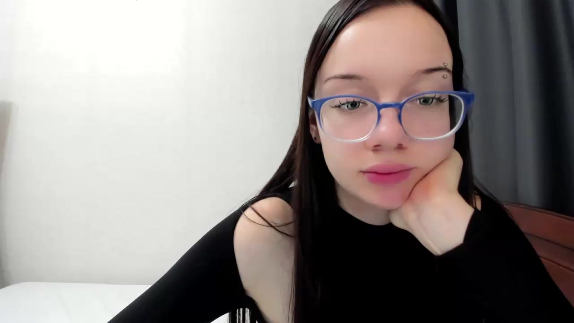 Gallery image thumbnail from Baby_Melania's myfreecams stream on, 09/29/2026, 20:23 image 12 of 20