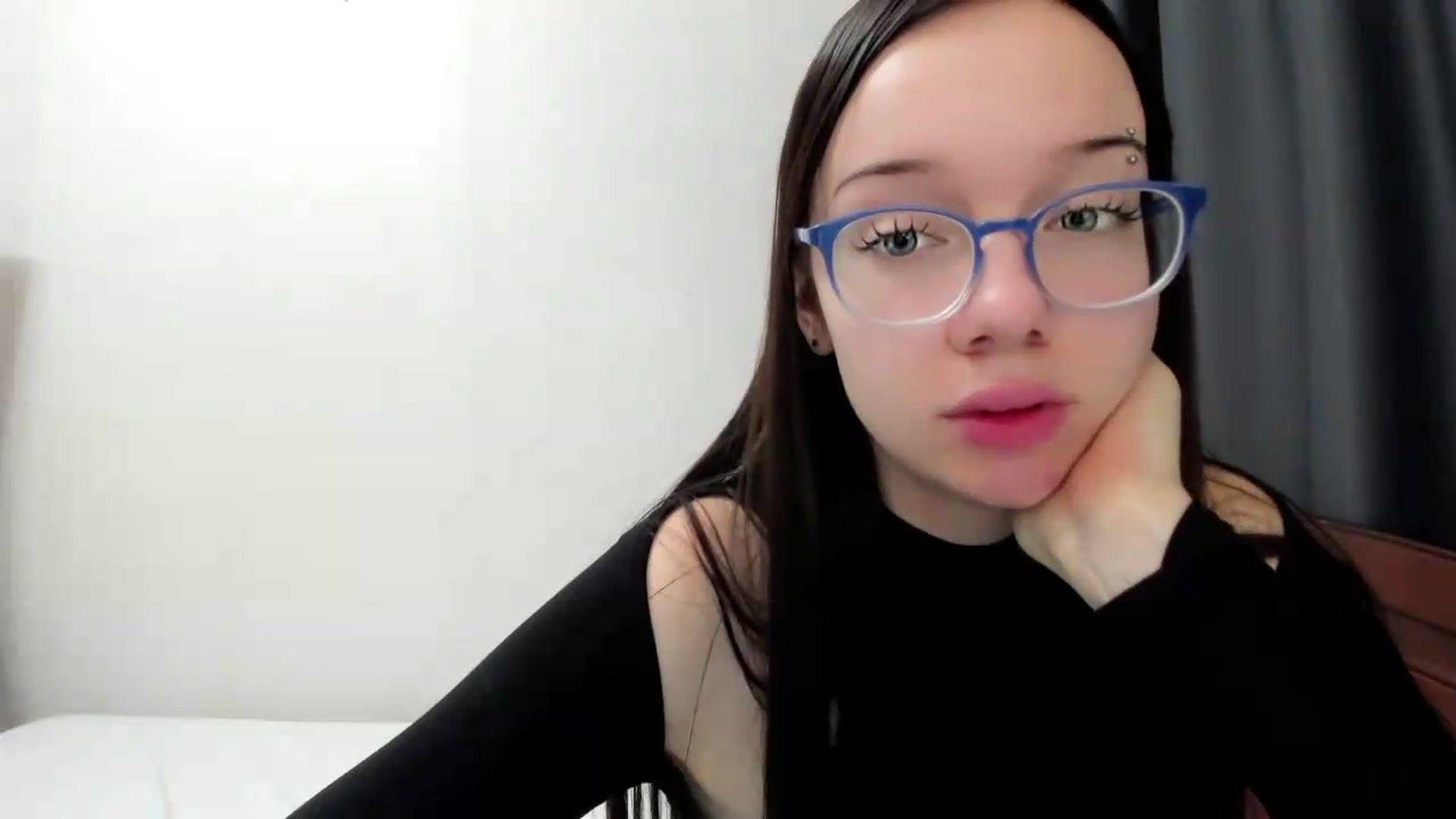 Gallery image thumbnail from Baby_Melania's myfreecams stream on, 09/29/2026, 20:23 image 4 of 20