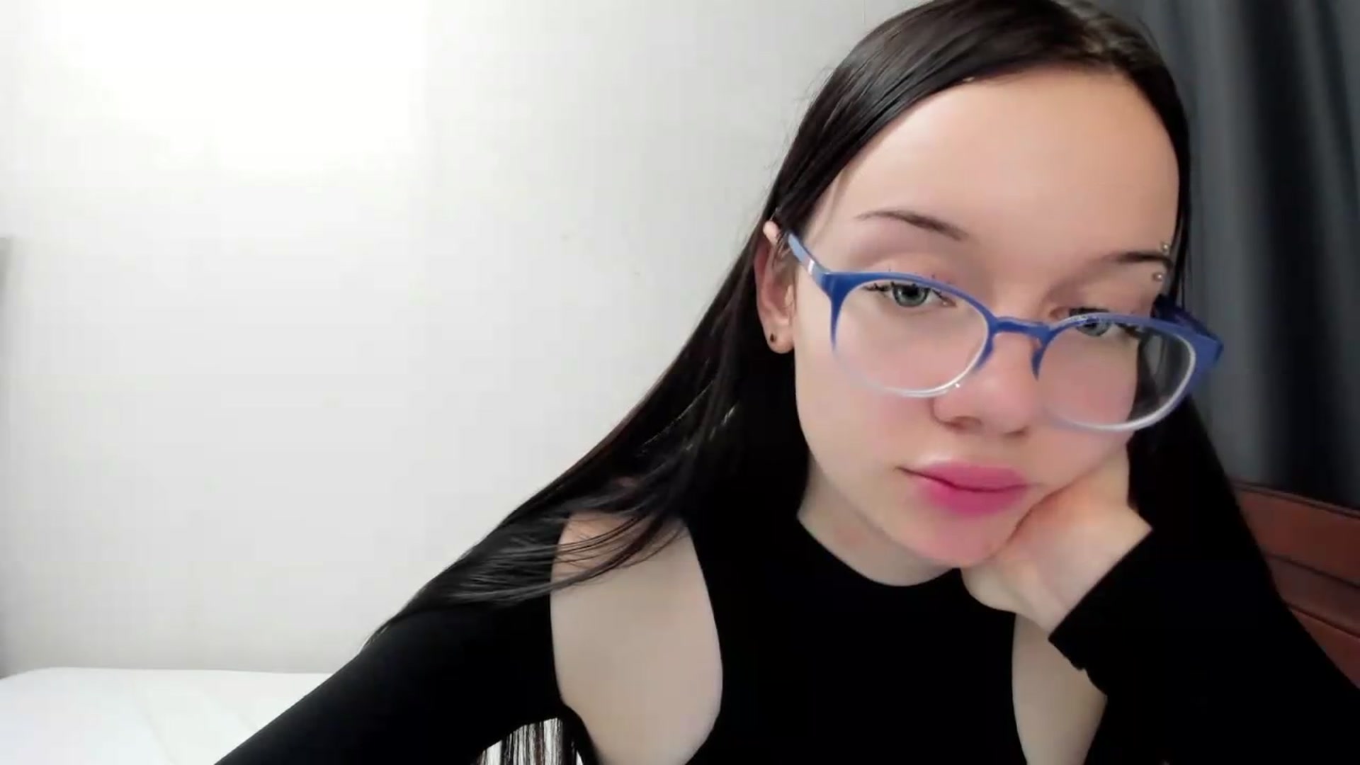 Gallery image thumbnail from Baby_Melania's myfreecams stream on, 09/30/2026, 24:21 image 20 of 20