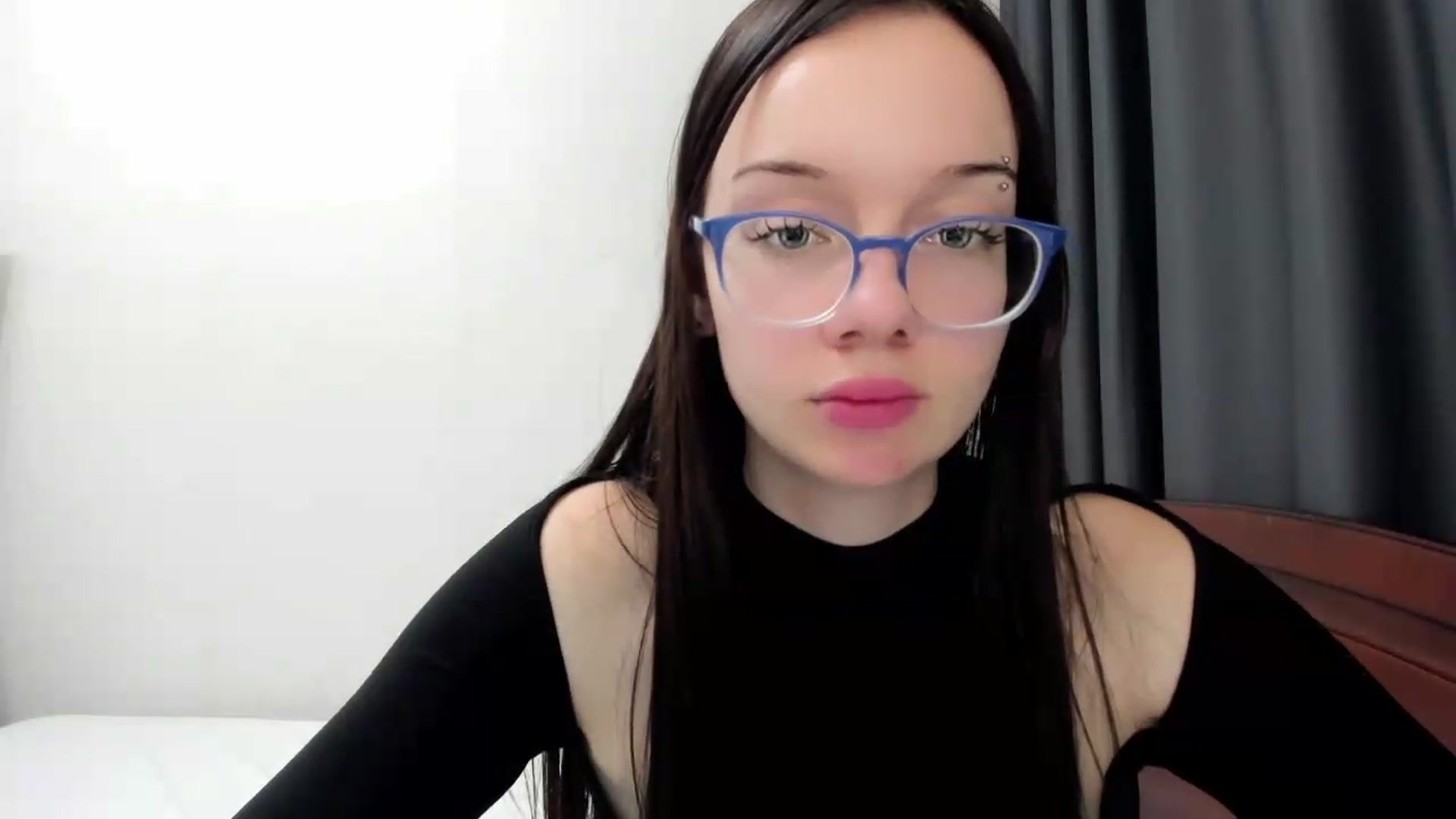 Gallery image thumbnail from Baby_Melania's myfreecams stream on, 09/30/2026, 24:21 image 11 of 20