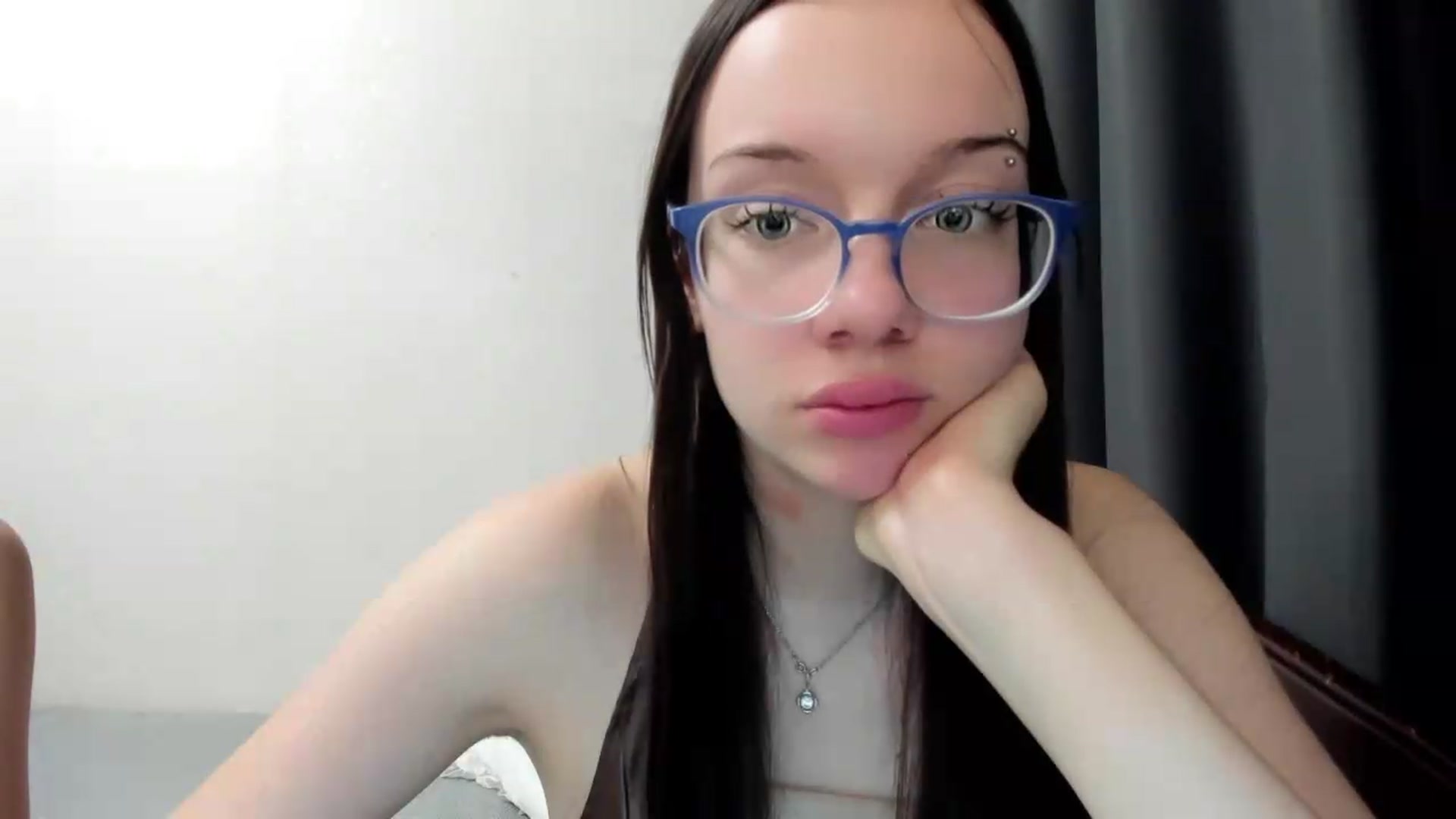 Gallery image thumbnail from Baby_Melania's myfreecams stream on, 10/05/2026, 19:51 image 14 of 20